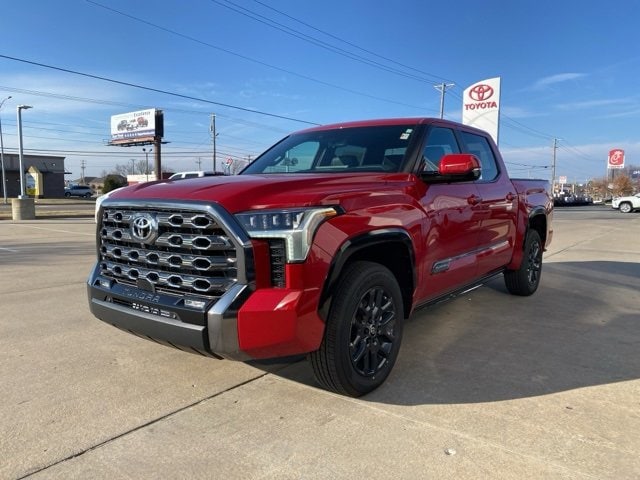 2026 Toyota Tundra Platinum's photo