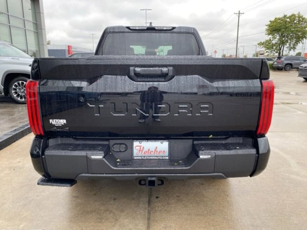 New 2026 Toyota Tundra SR5 SR5 CREWMAX 5.5