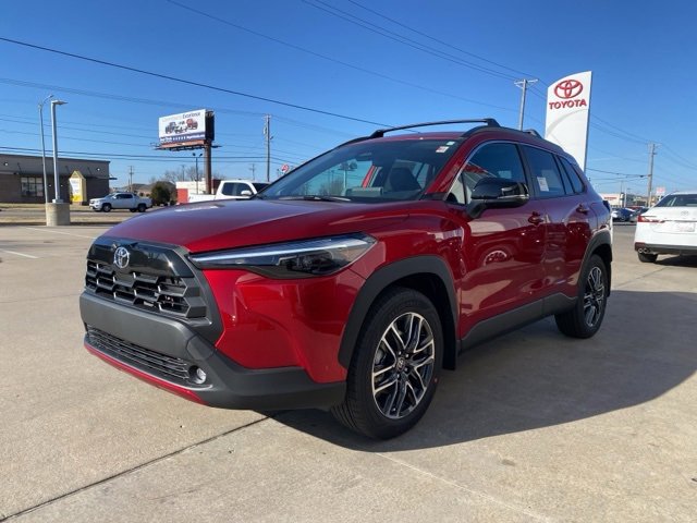 2026 Toyota Corolla Cross XLE's photo