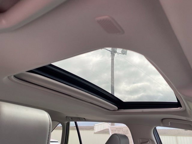 2024 Toyota RAV4 XLE Premium - Photo 20