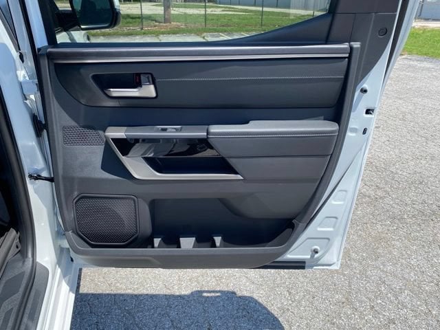 2026 Toyota Tundra Limited - Photo 22