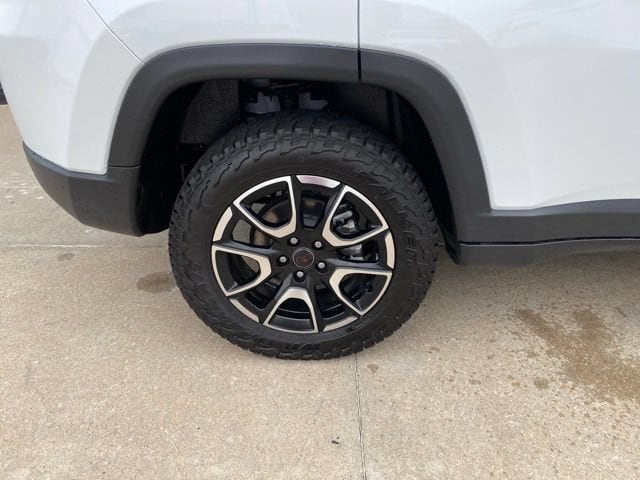 2025 Jeep Compass Trailhawk - Photo 18