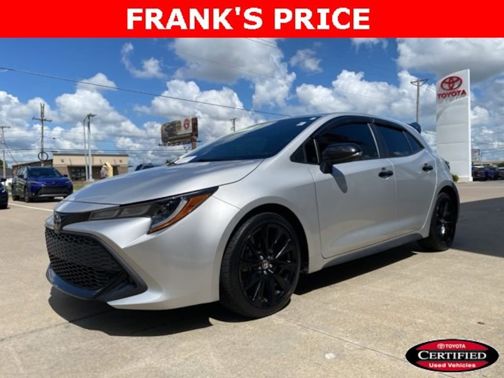 Certified 2022 Toyota Corolla Hatchback SE Nightshade Edition Hatchback