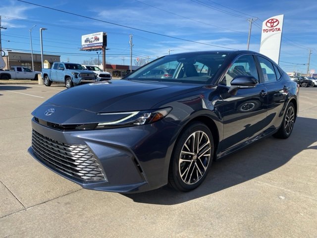 2026 Toyota Camry XLE's photo
