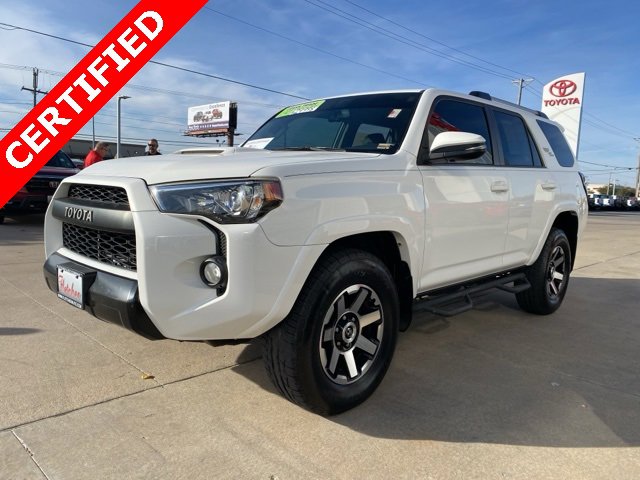 2018 Toyota 4Runner Off-Road Premium's photo