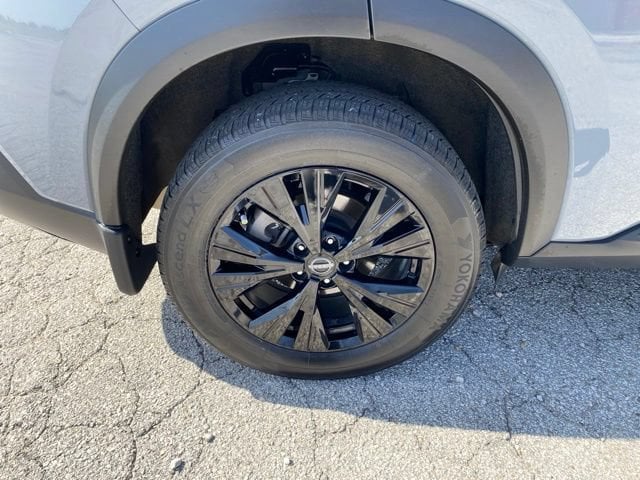 2023 Nissan Rogue SV - Photo 24