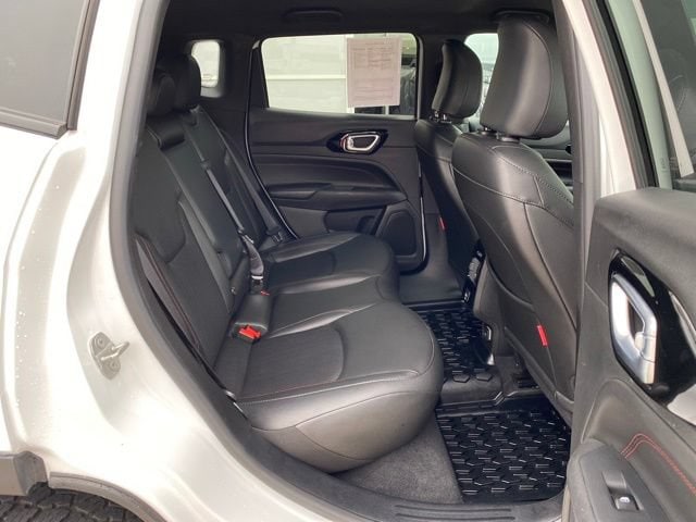 2025 Jeep Compass Trailhawk - Photo 16