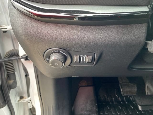 2025 Jeep Compass Trailhawk - Photo 11