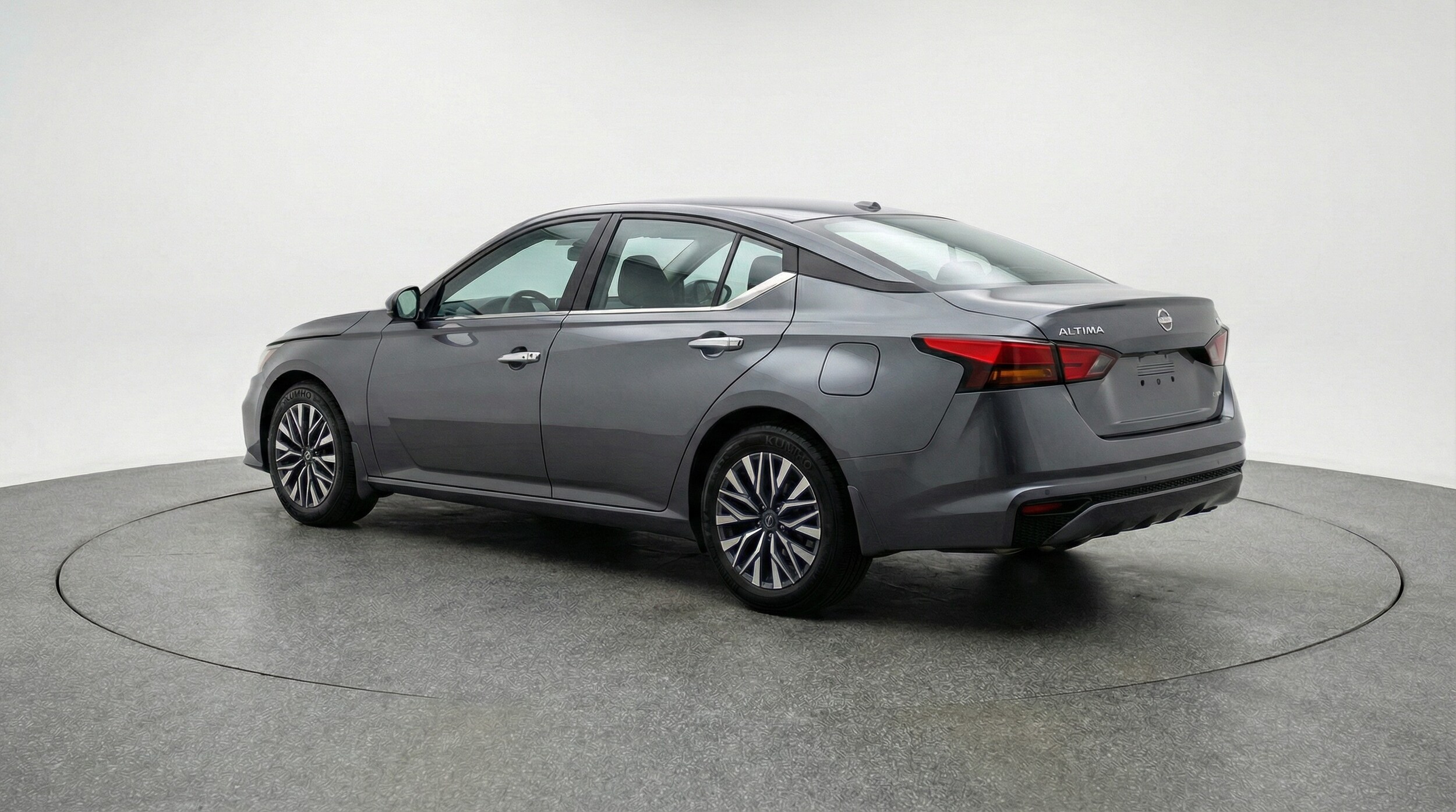 Thumbnail: 2025 Nissan Altima - 5