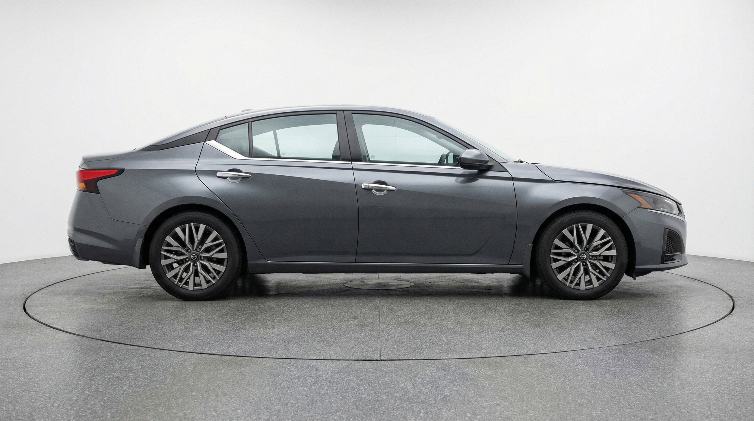 Thumbnail: 2025 Nissan Altima - 11
