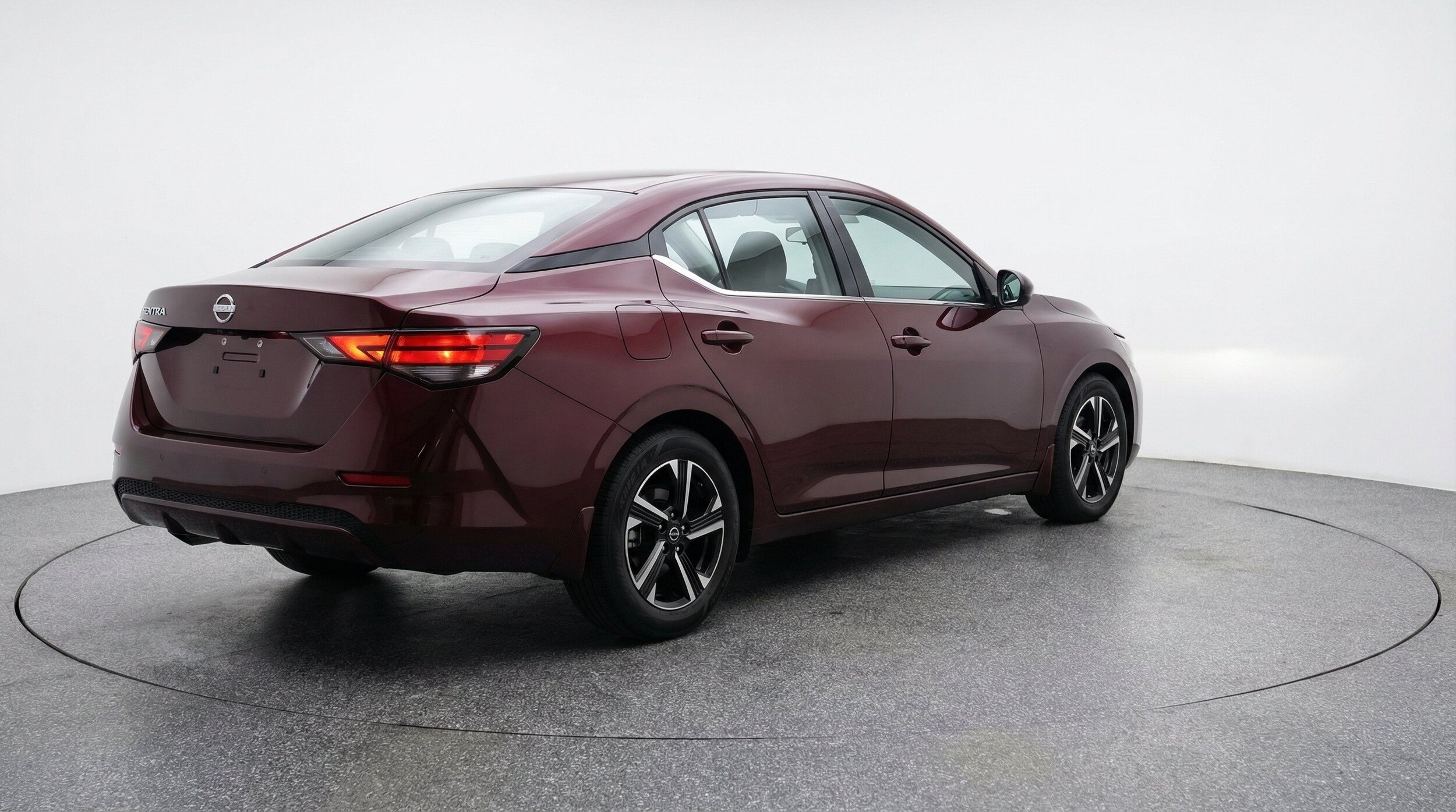 Thumbnail: 2025 Nissan Sentra - 9