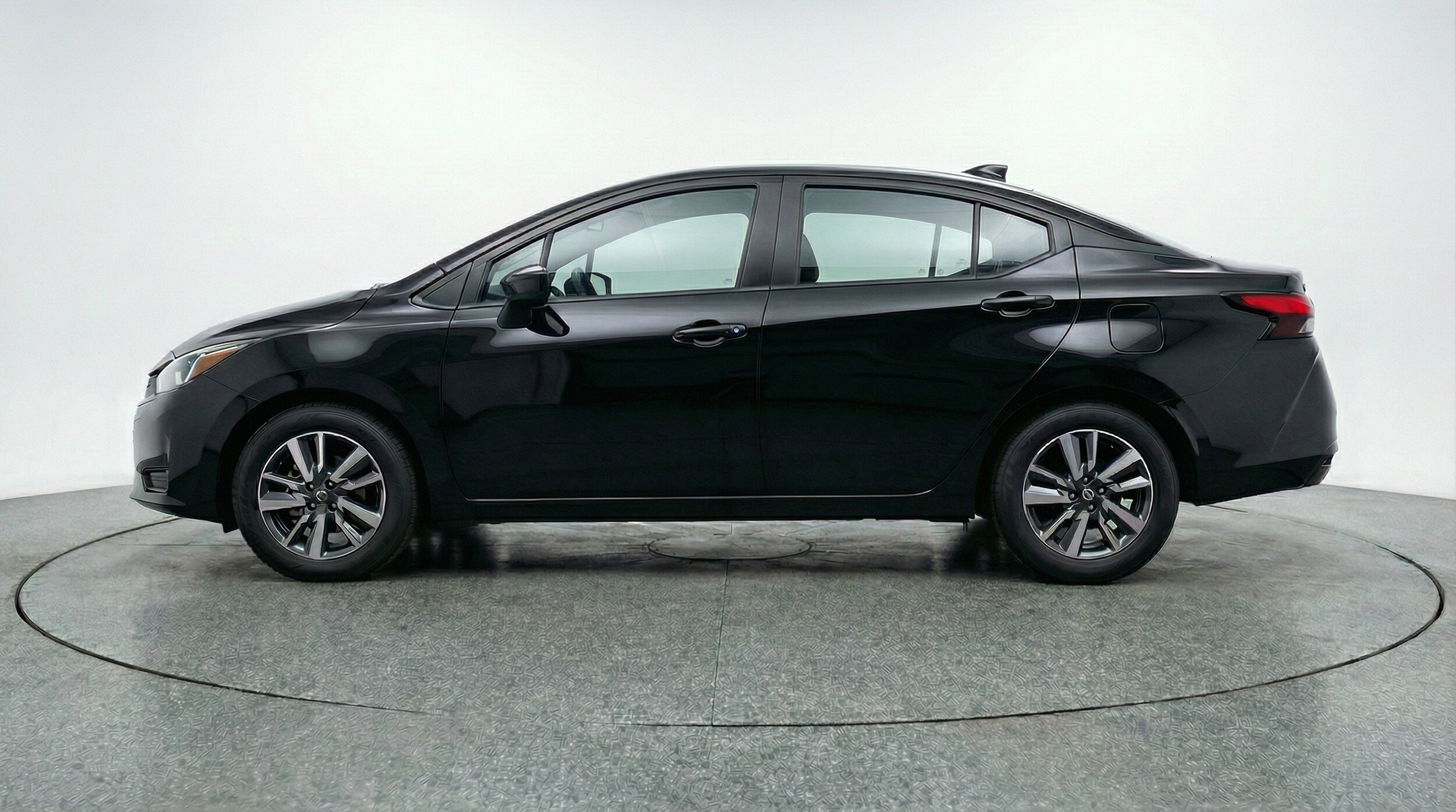 Thumbnail: 2025 Nissan Versa - 4