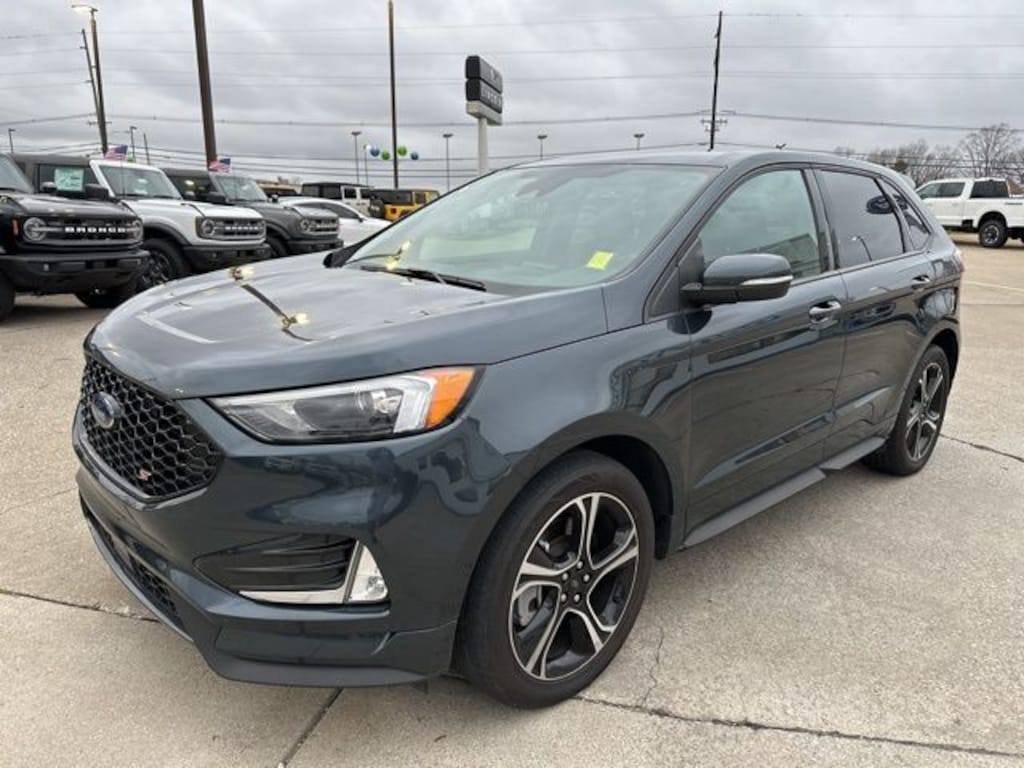 Used 2022 Ford Edge ST SUV