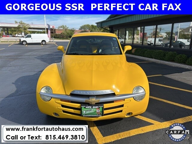2003 Chevrolet SSR photo 3