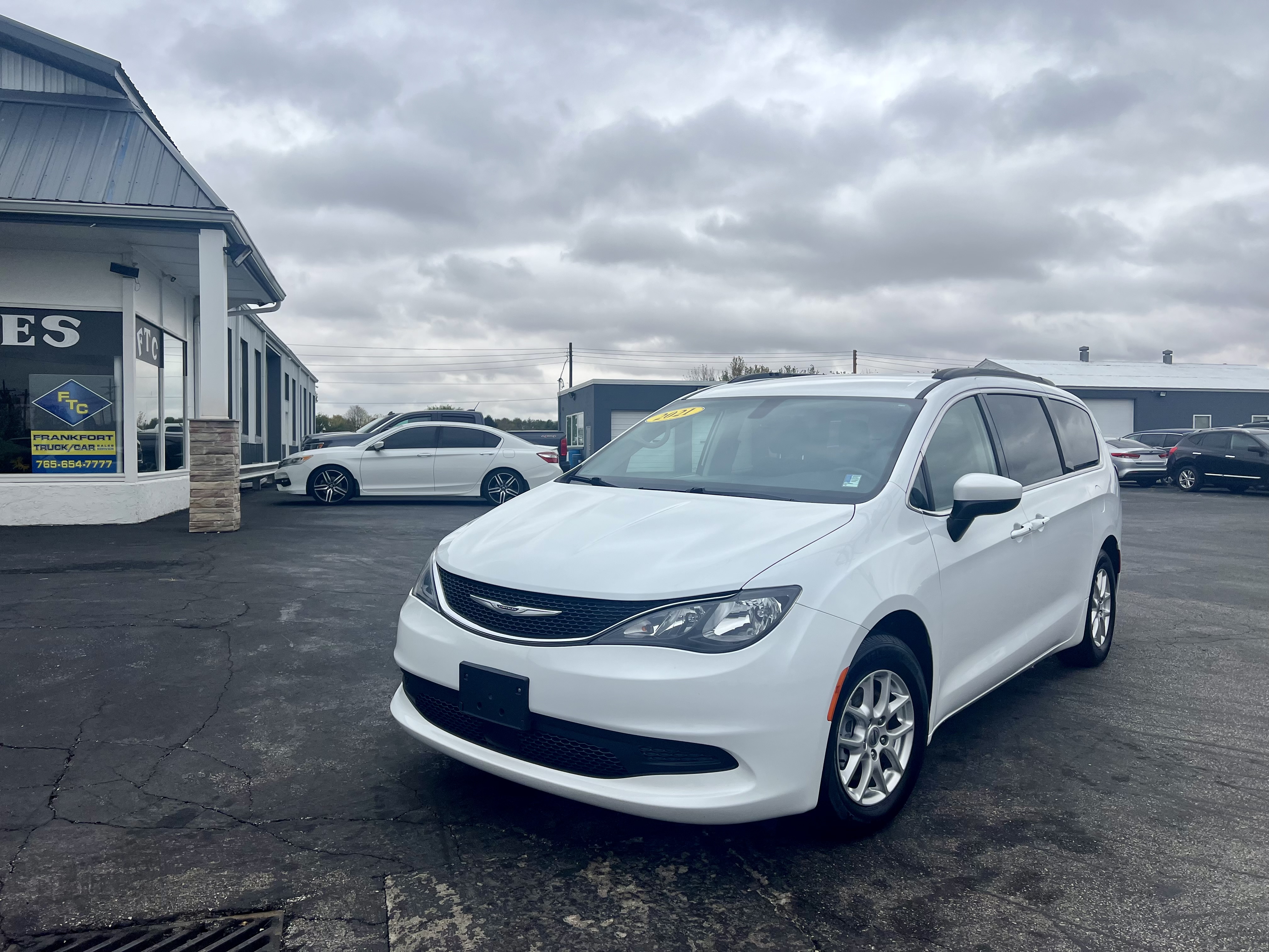 2021 Chrysler Voyager LXI