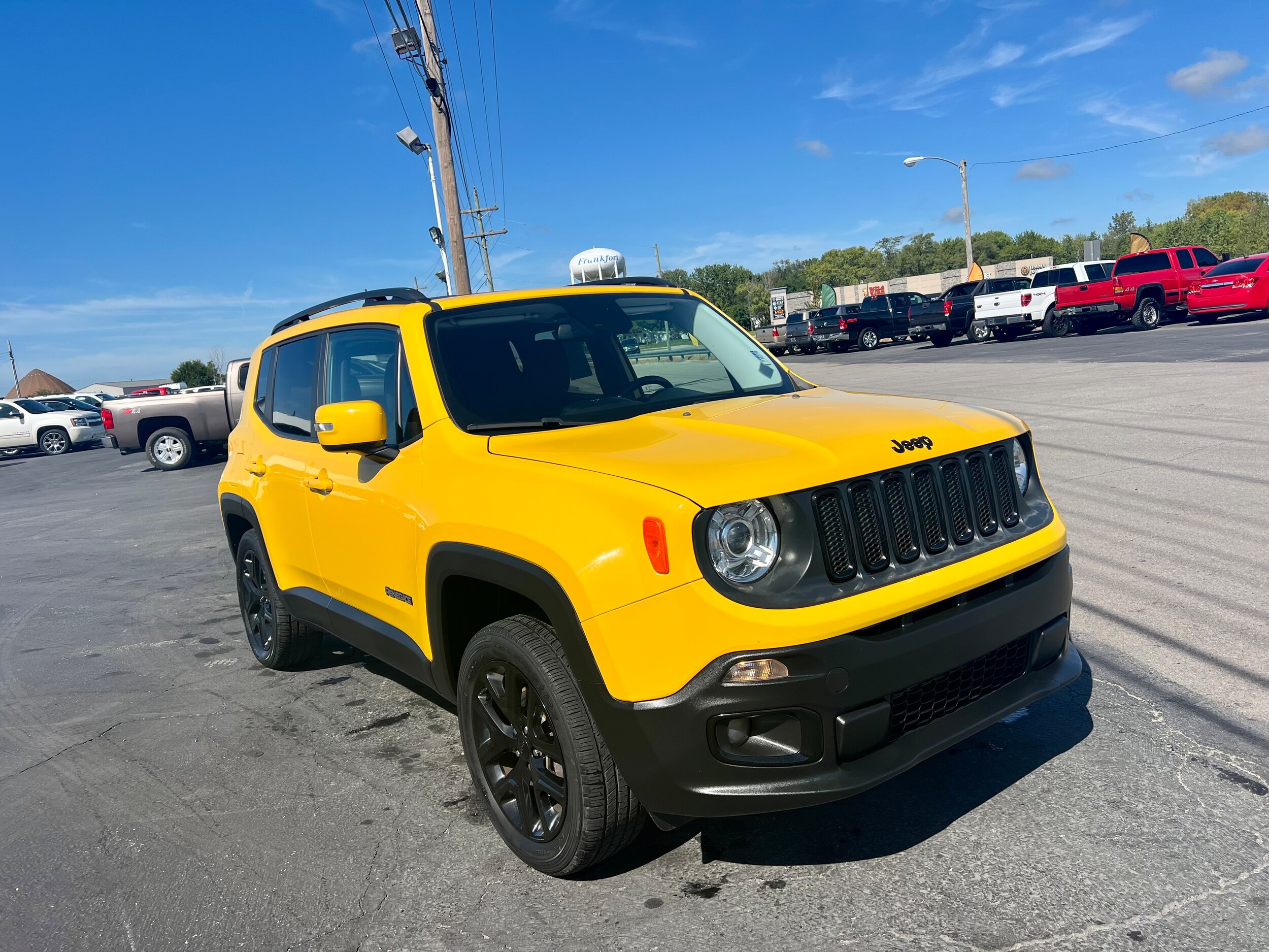 2017 Jeep Renegade Latitude North Edition photo 2