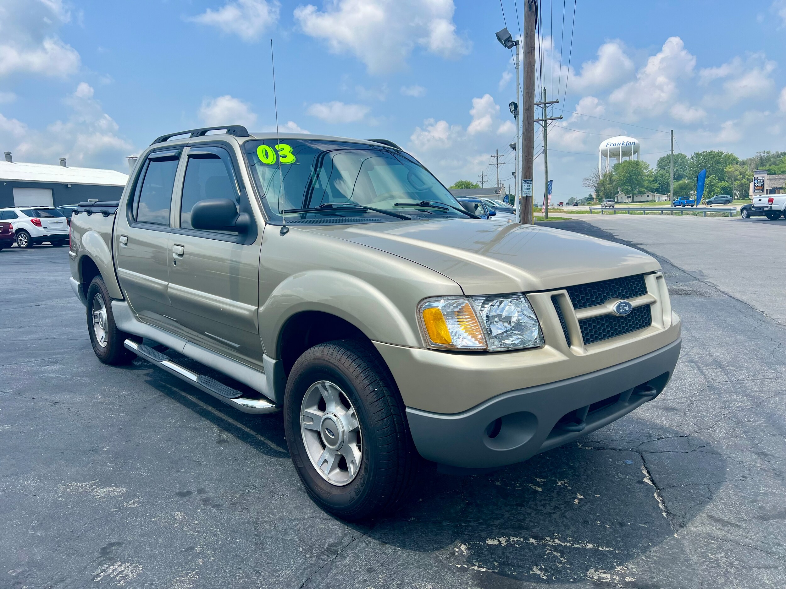 2003 Ford Explorer Sport Trac XLT photo 3