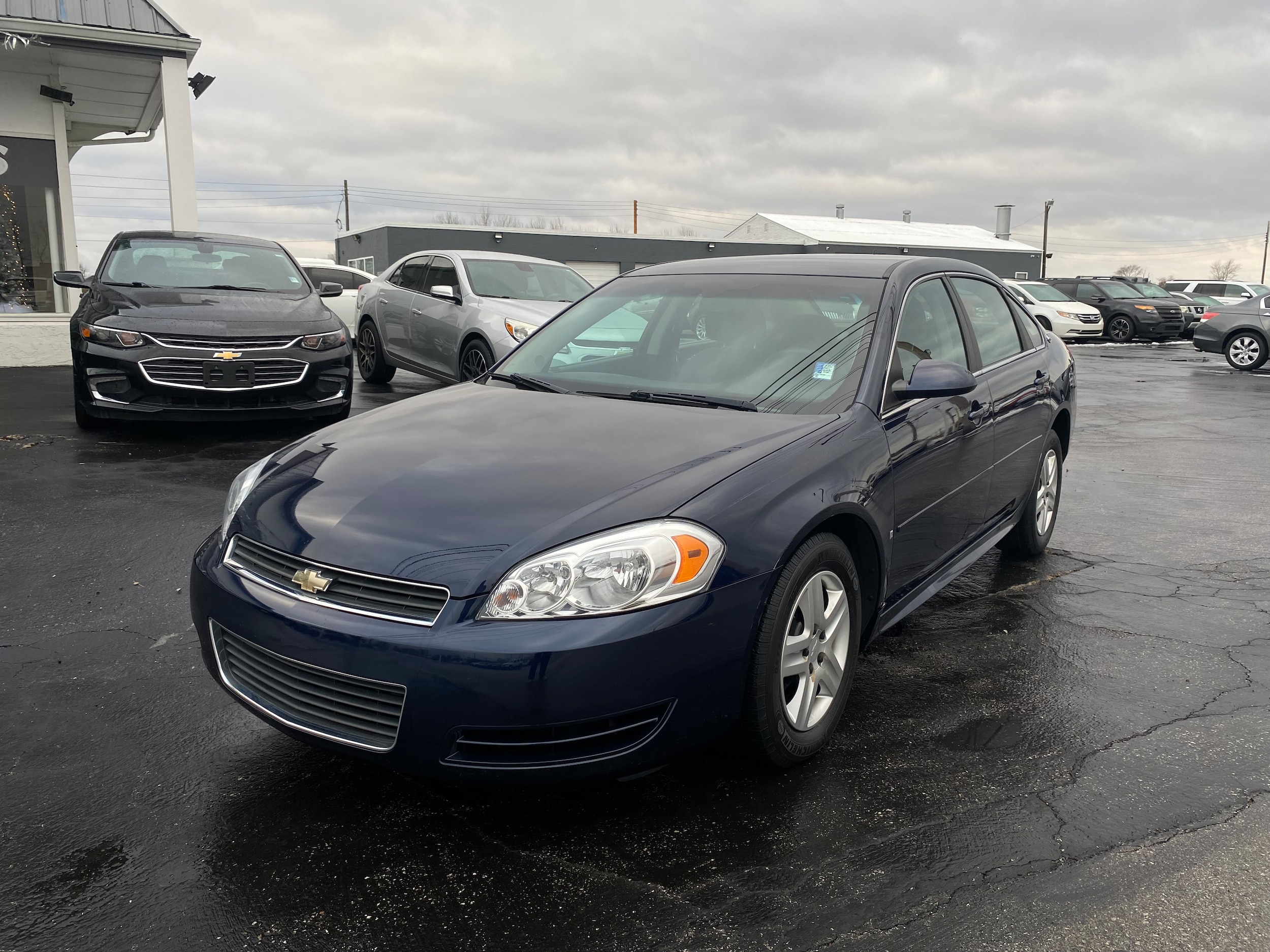 2009 Chevrolet Impala LS's photo