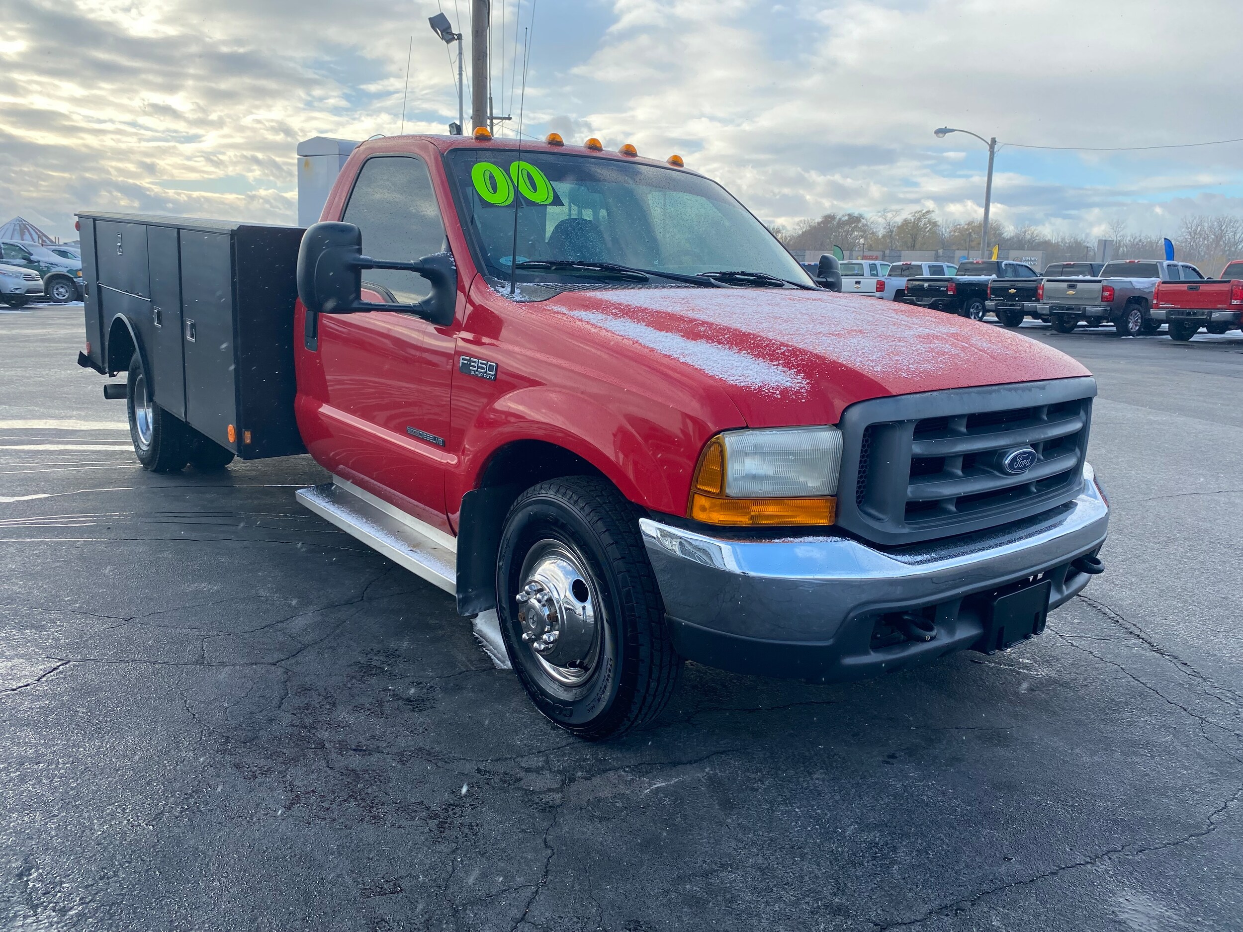 2000 Ford F-350 XL photo 2