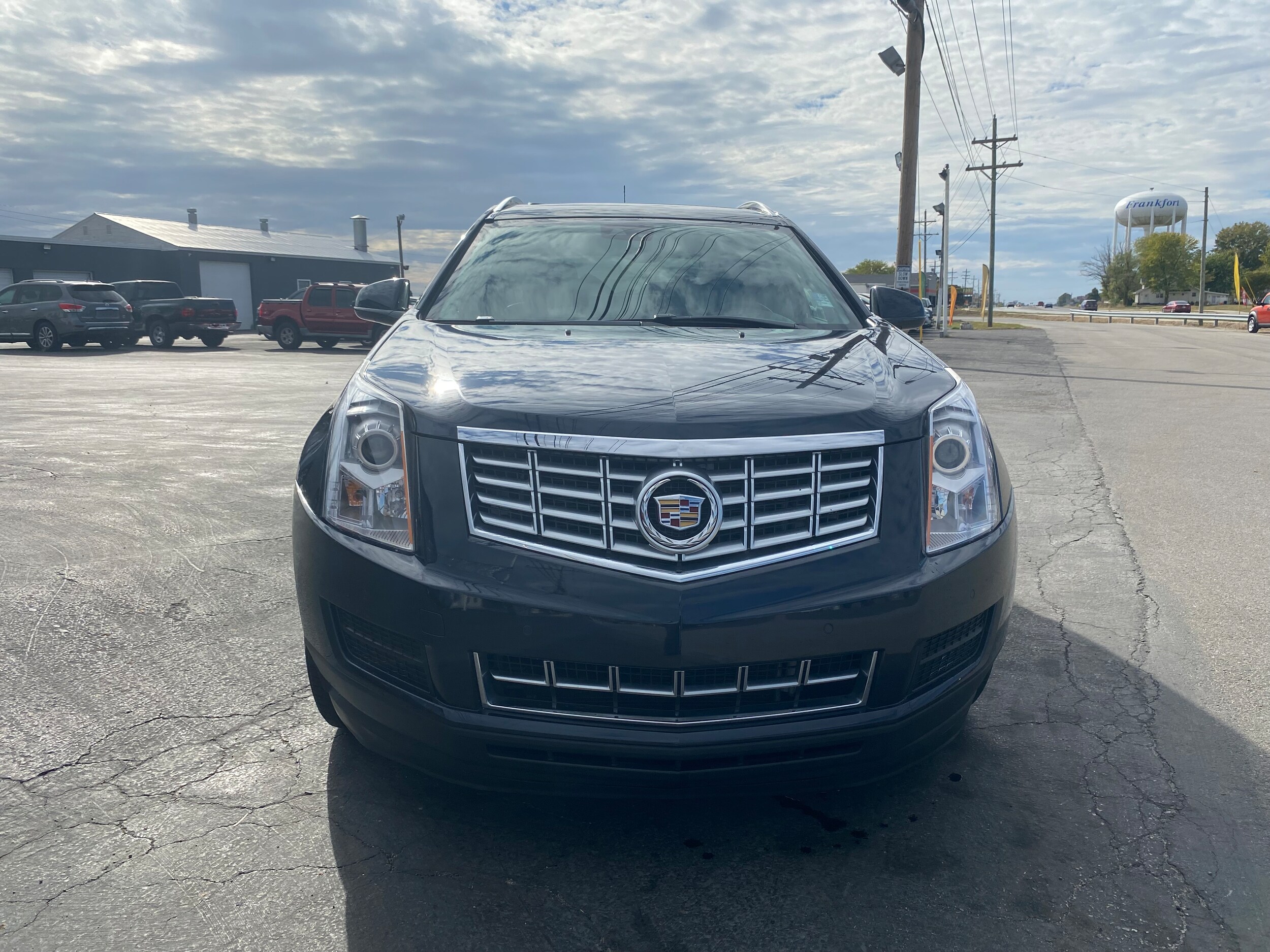 2015 Cadillac SRX Luxury photo 2