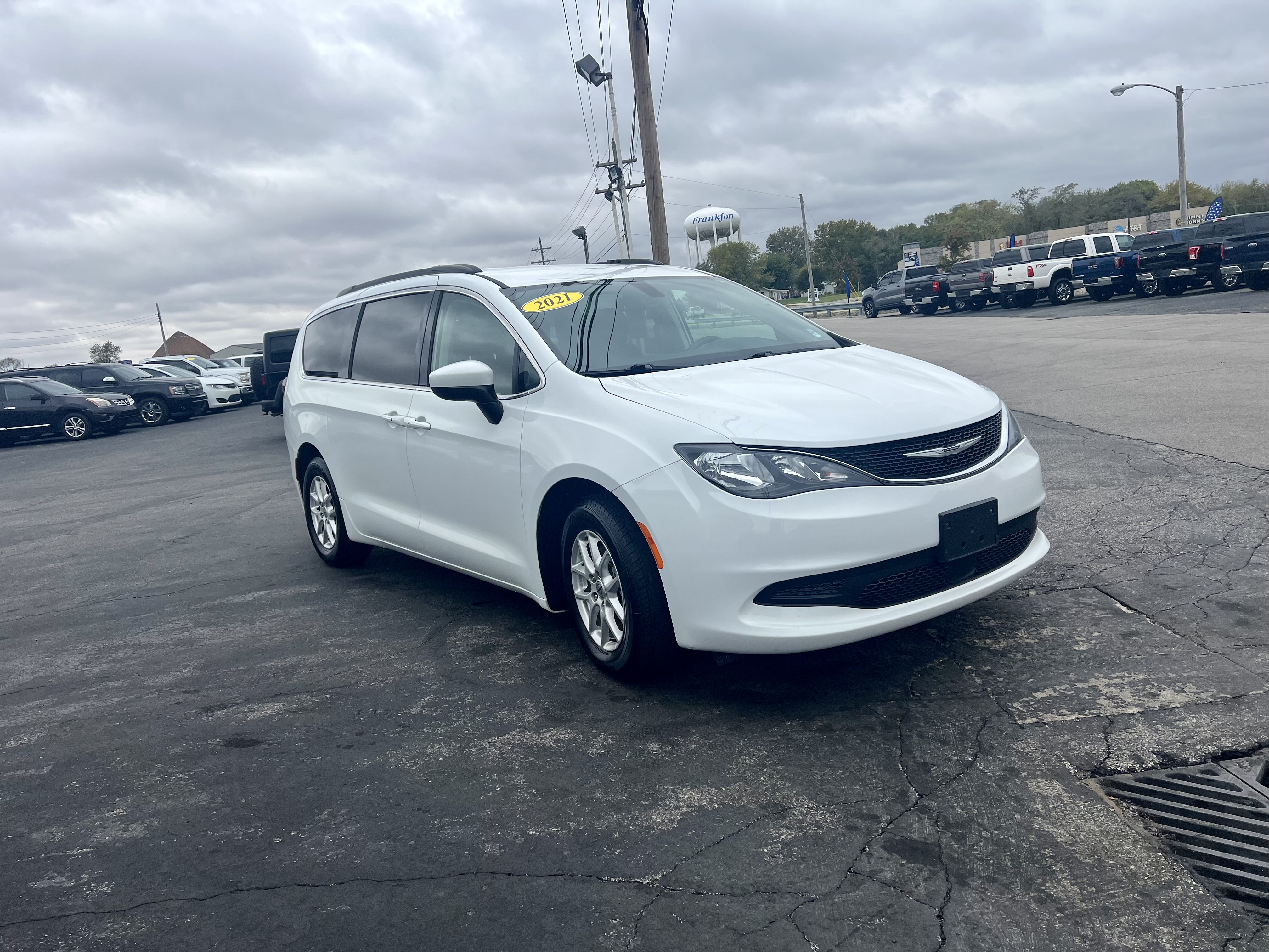 Used 2021 Chrysler Voyager LXI Van Passenger Van