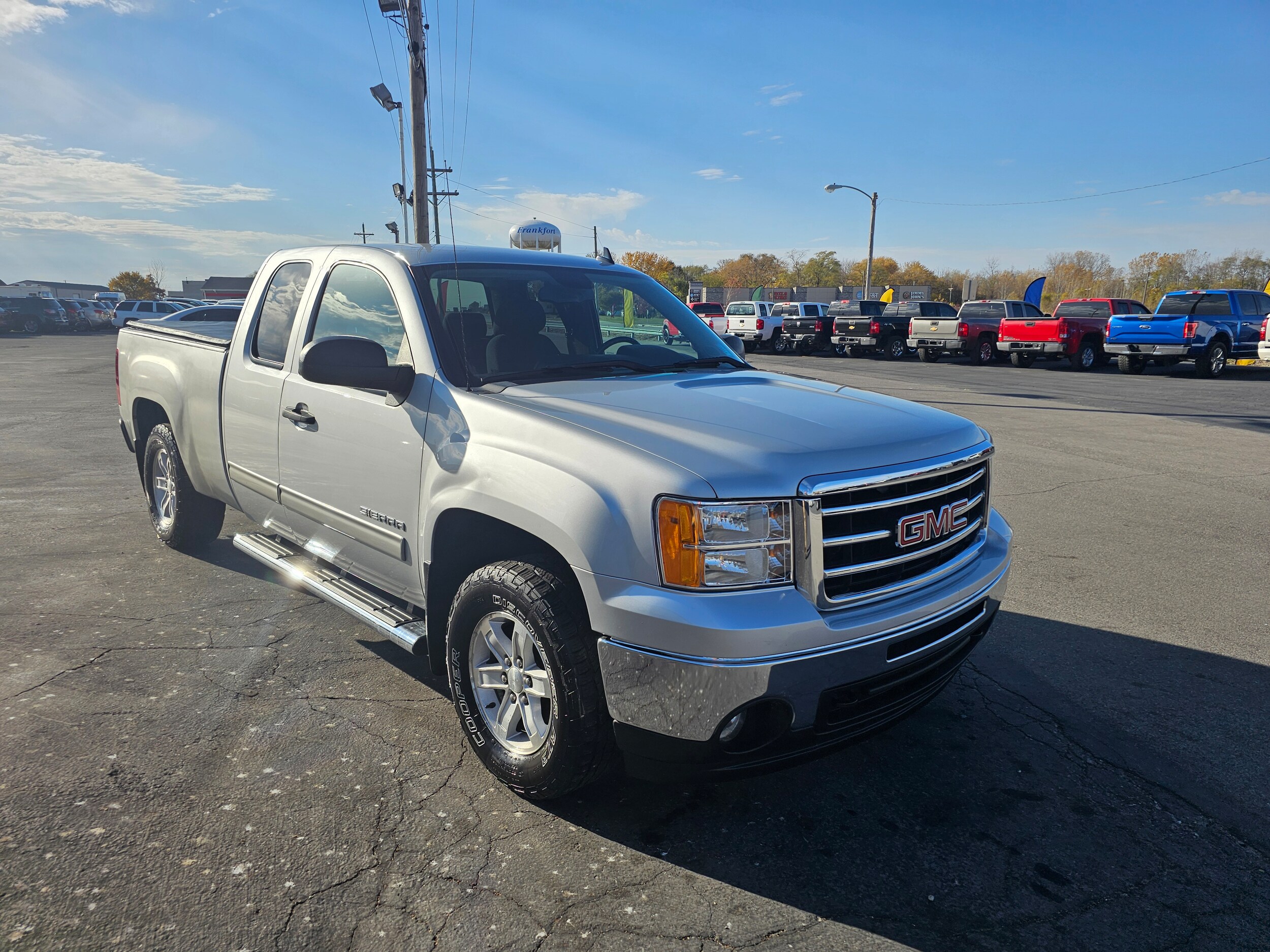 2013 Gmc Sierra 1500 SLE photo 2