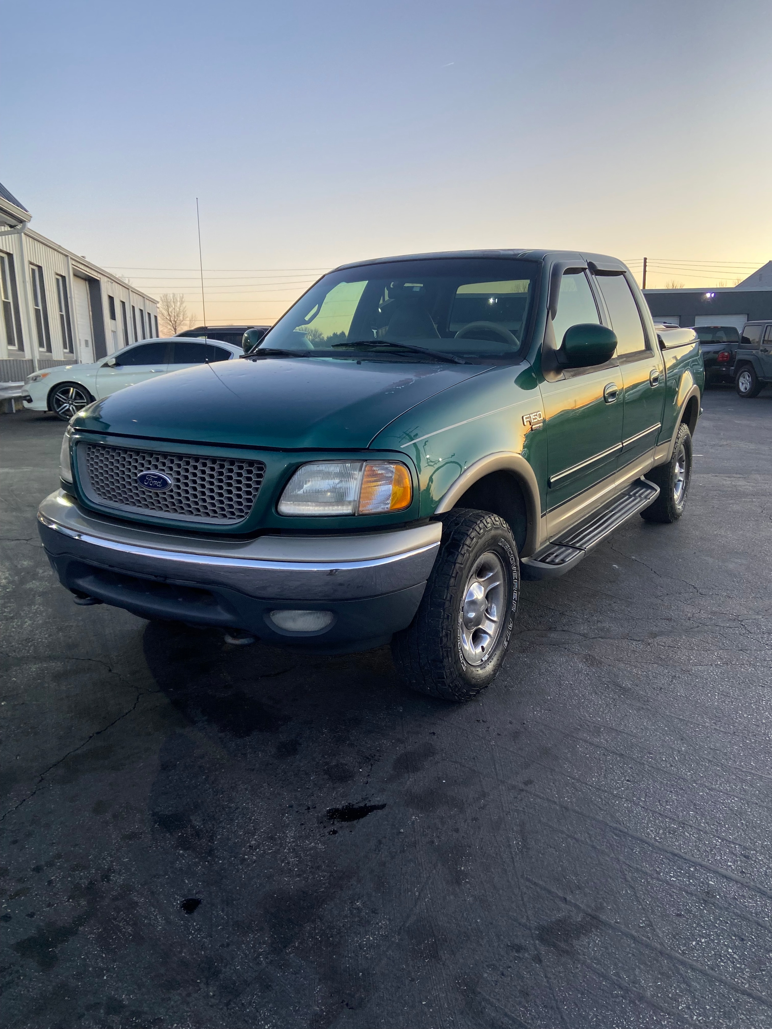 2001 Ford F-150 XLT's photo