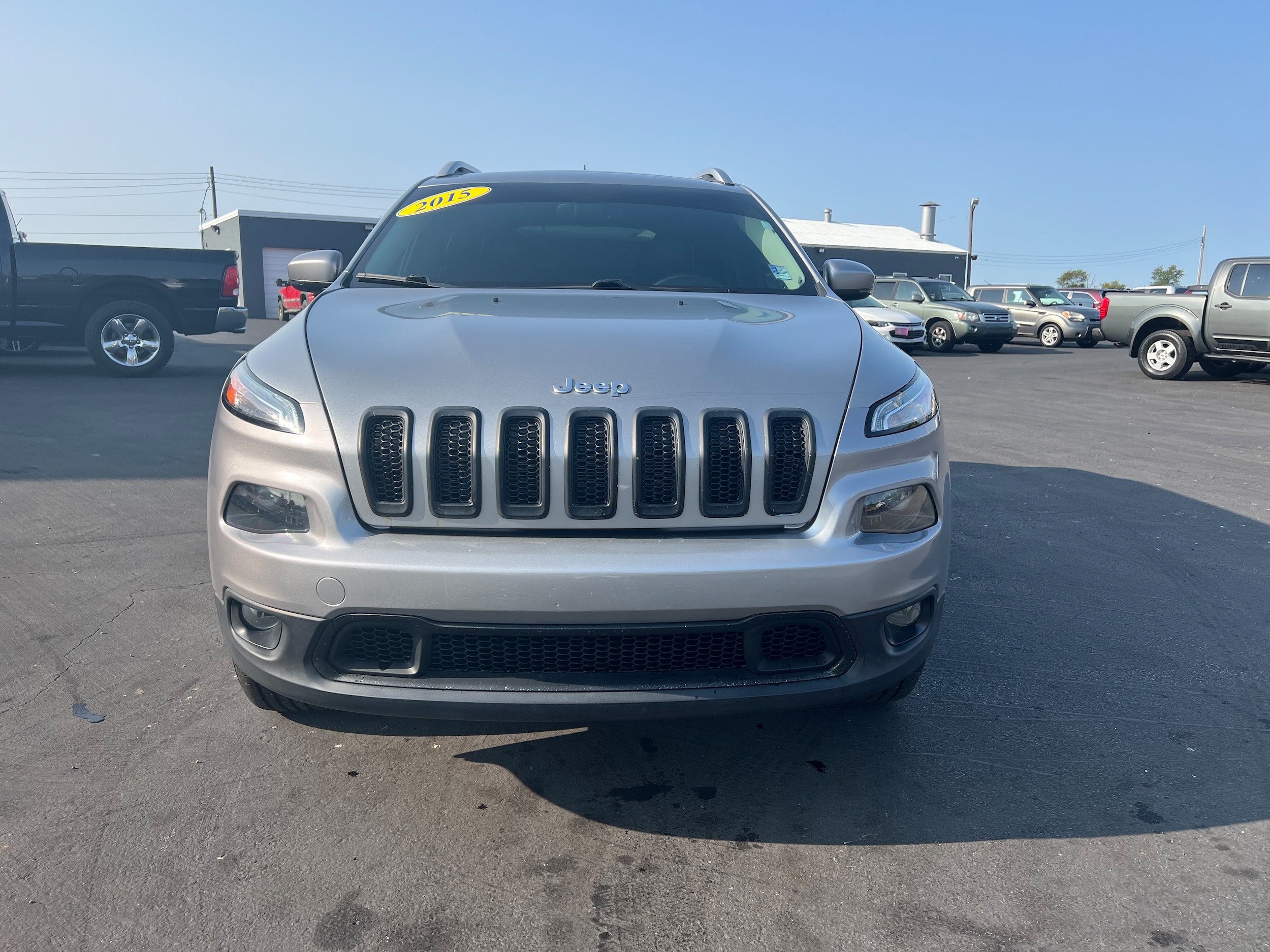 Used 2015 Jeep Cherokee Limited with VIN 1C4PJMDS4FW512039 for sale in Frankfort, IN