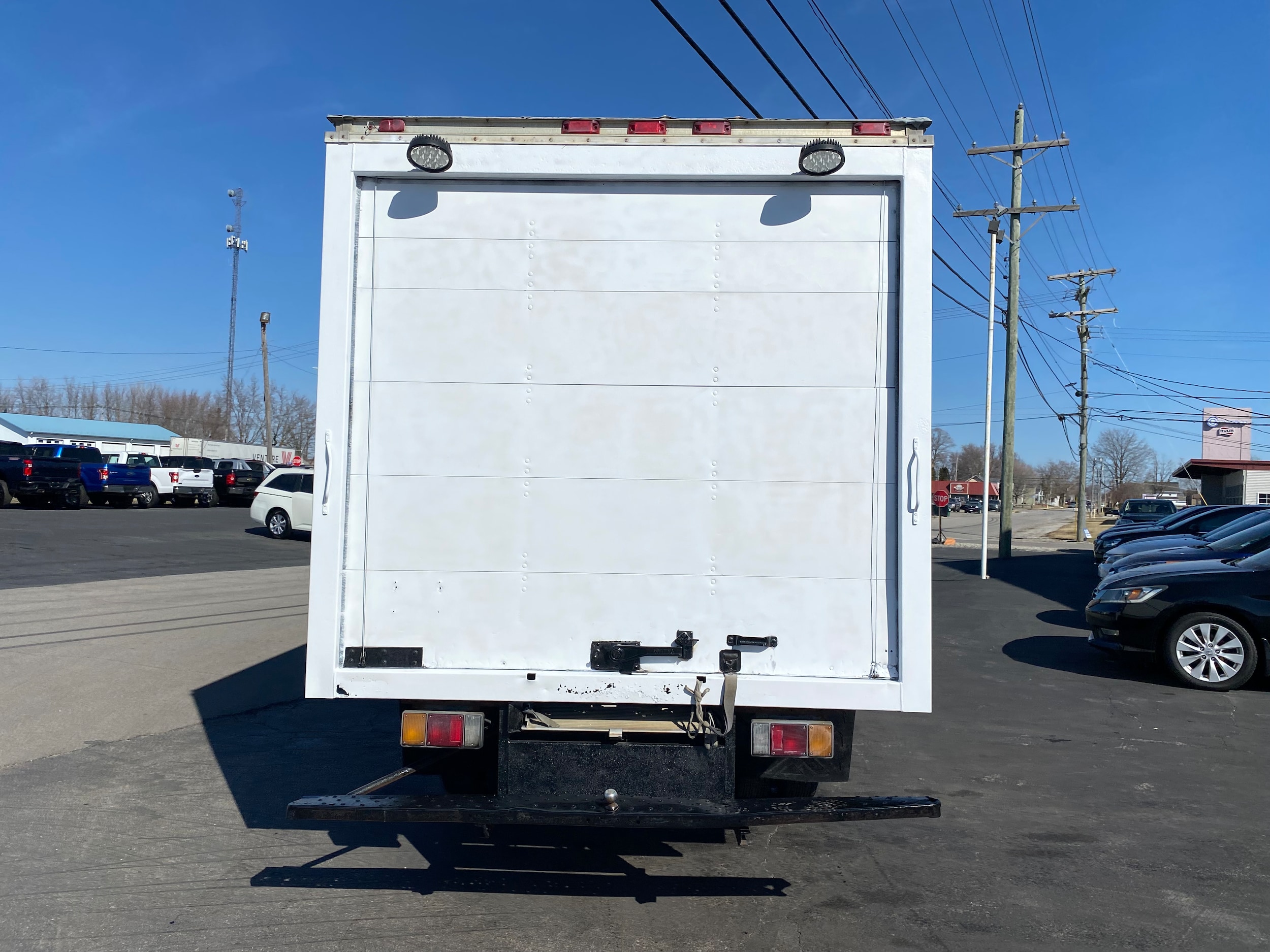 2000 Isuzu NPR - Photo 6