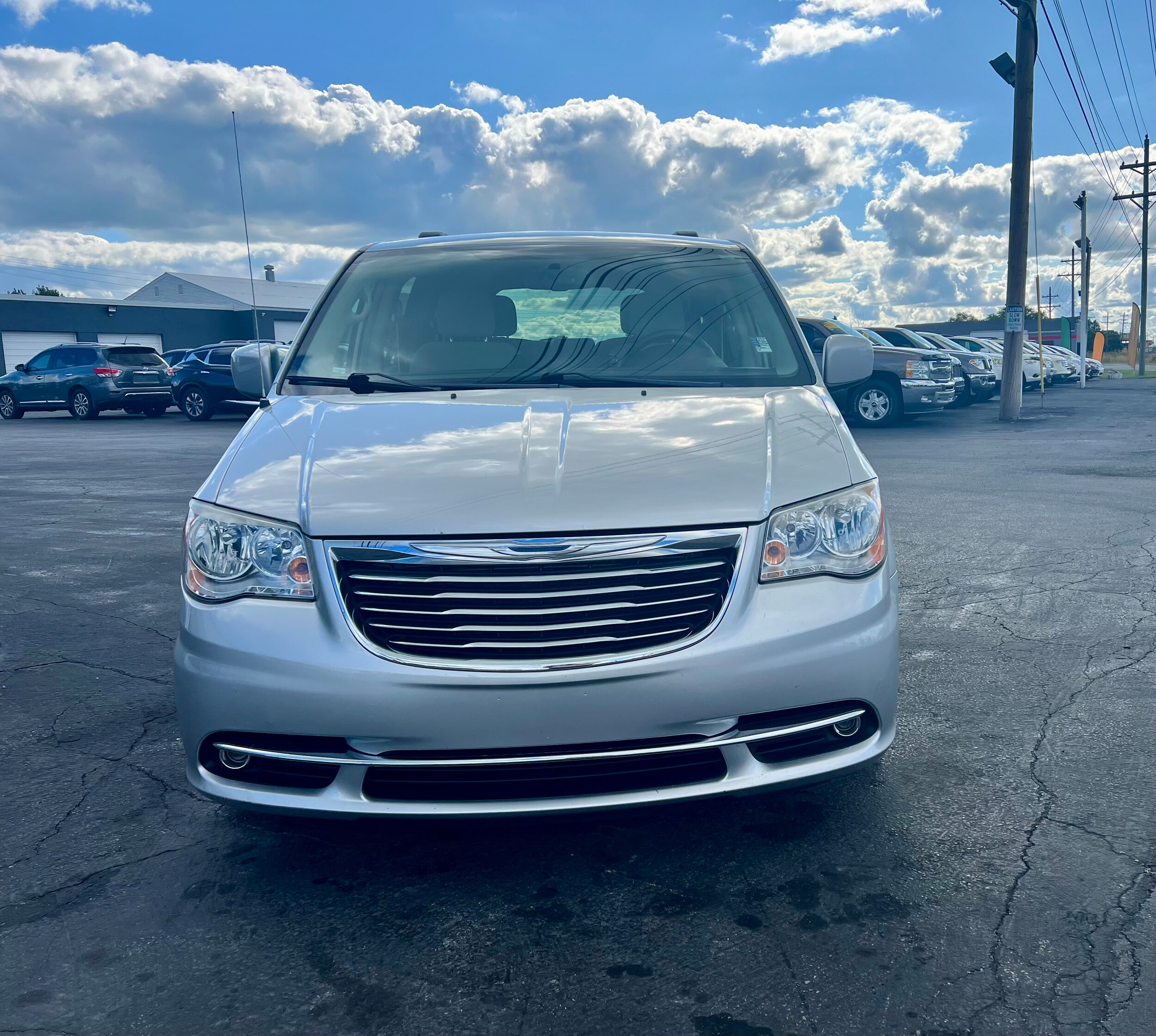 2012 Chrysler Town & Country Touring photo 2