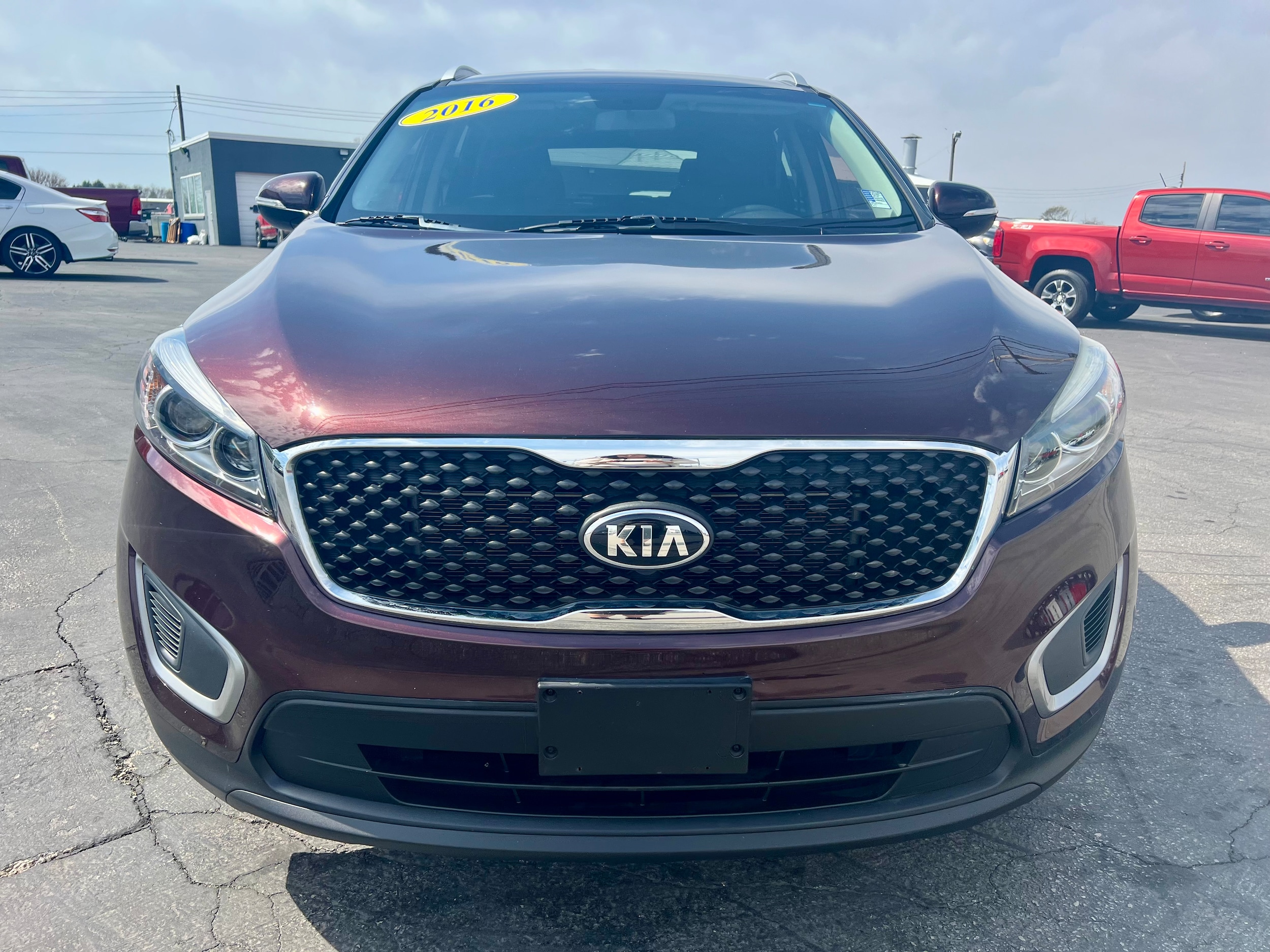 Used 2016 Kia Sorento LX with VIN 5XYPGDA34GG041911 for sale in Frankfort, IN