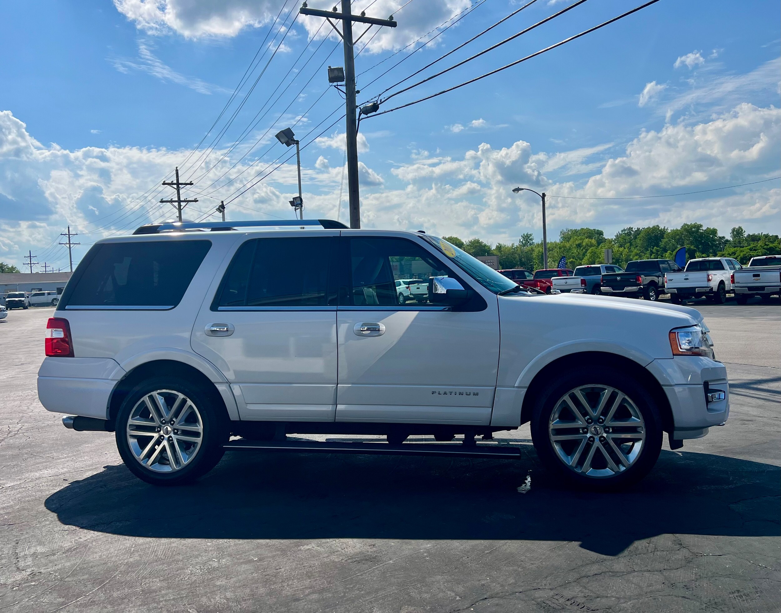 2017 Ford Expedition Platinum photo 4