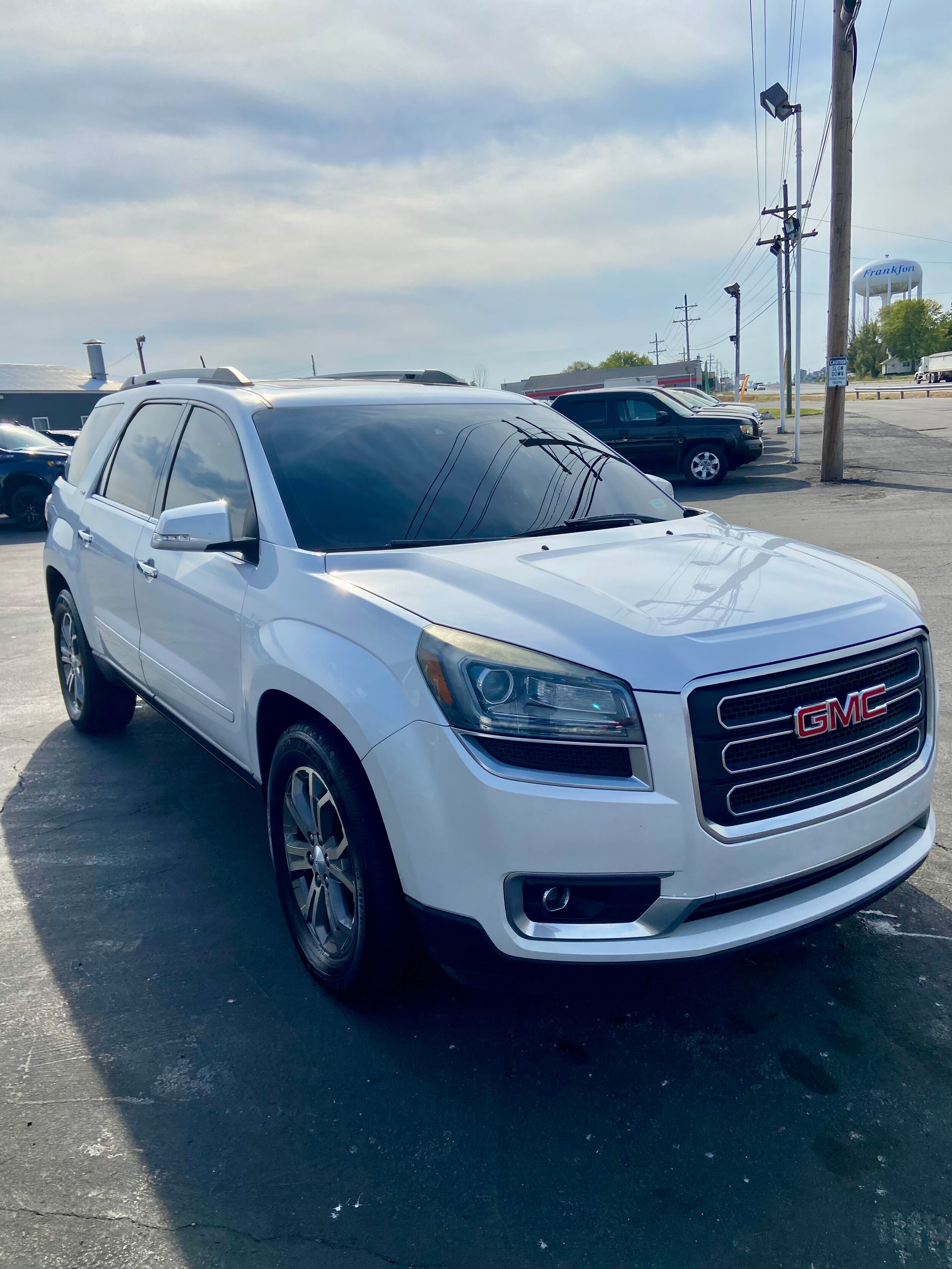 2016 Gmc Acadia SLT photo 2