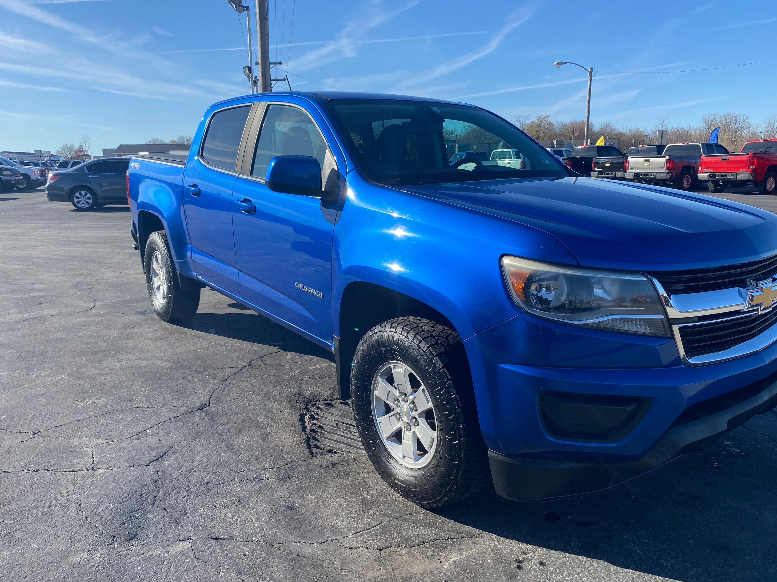 2019 Chevrolet Colorado Work Truck photo 3