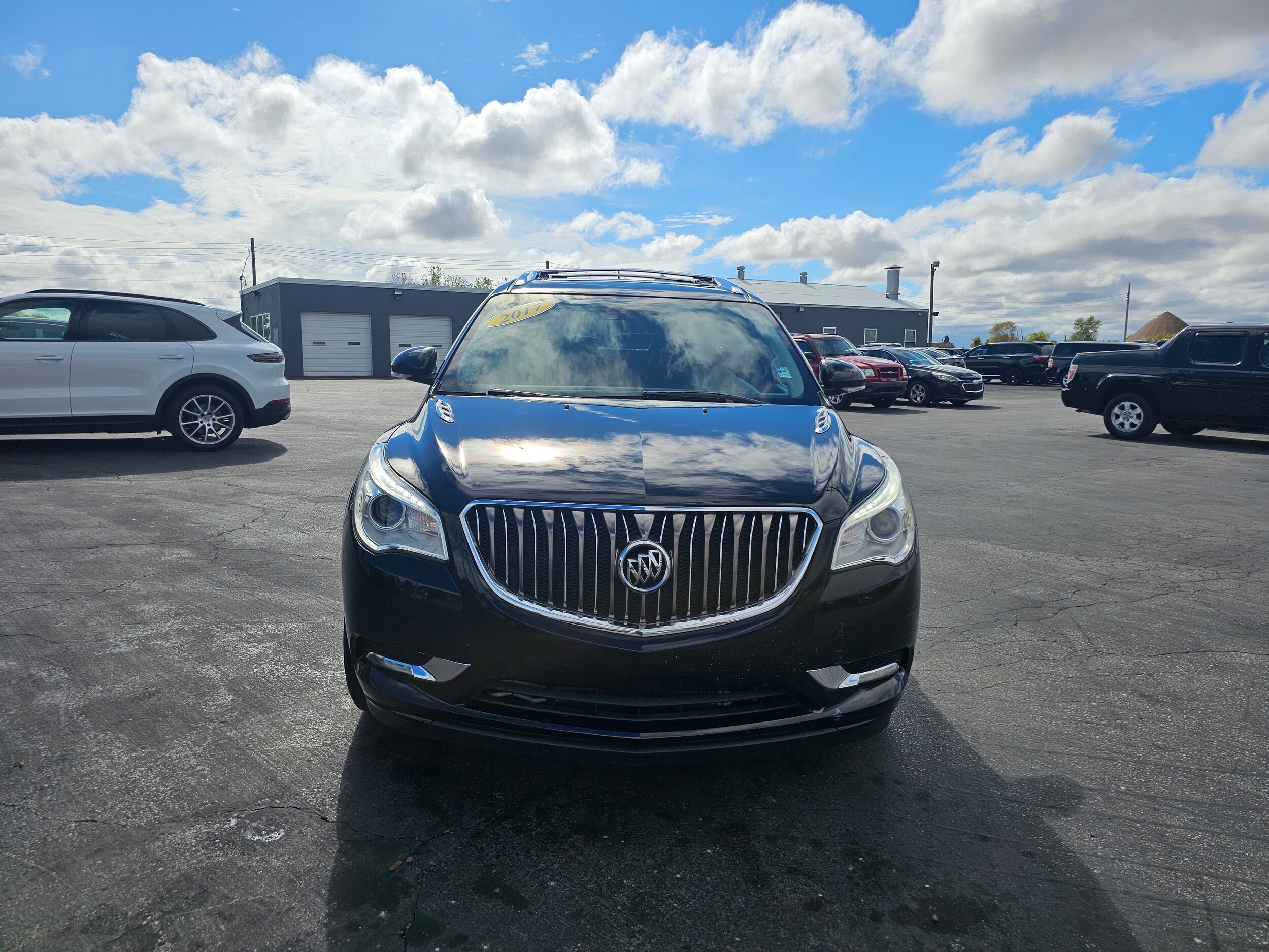 2017 Buick Enclave Premium photo 2