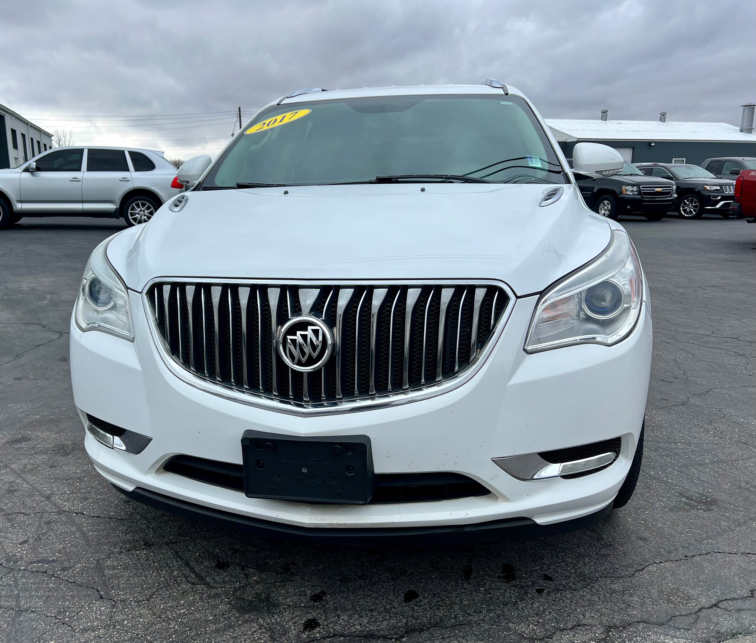 2017 Buick Enclave Leather photo 2
