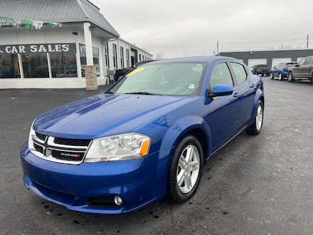2013 Dodge Avenger SXT Sedan