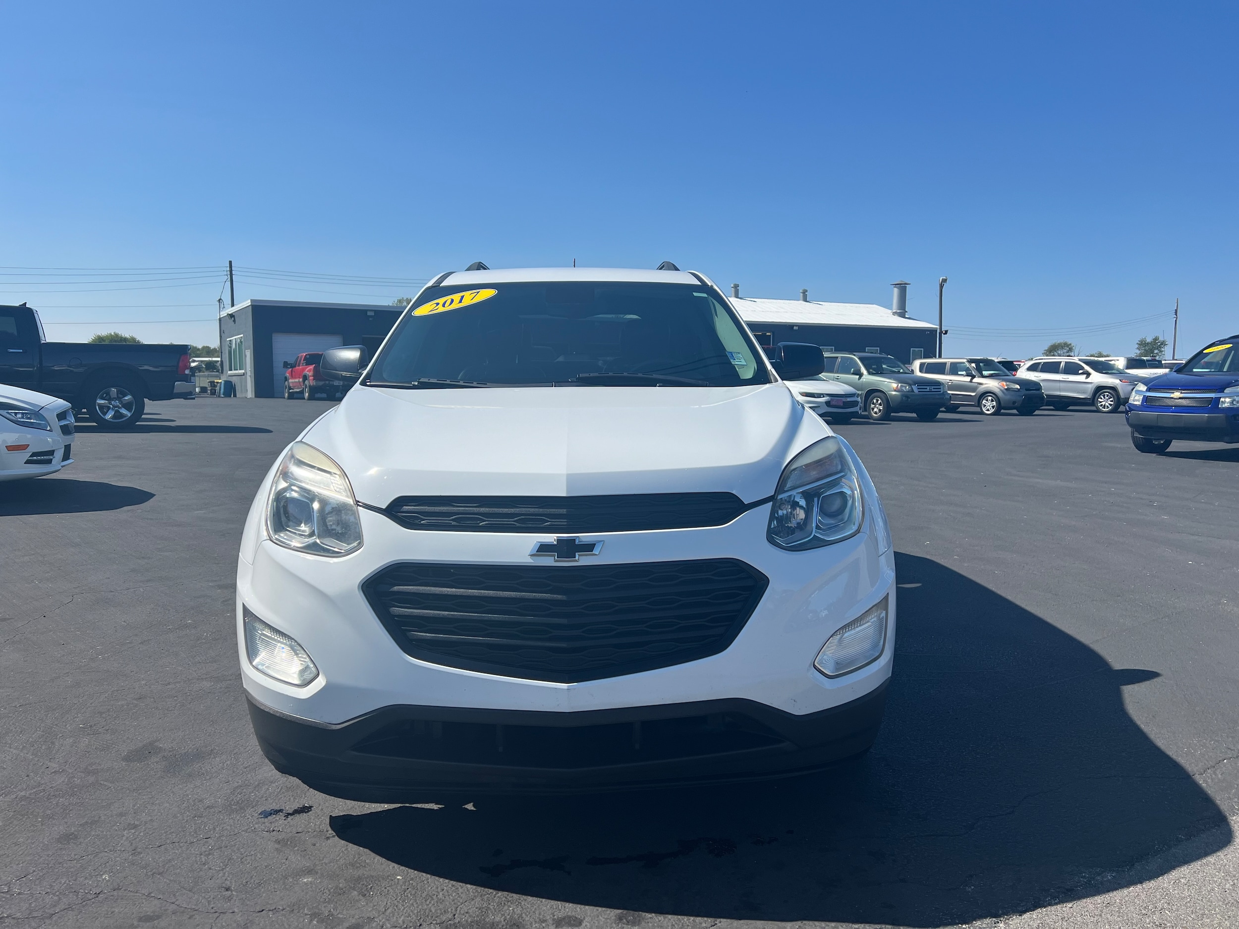 Used 2017 Chevrolet Equinox LT with VIN 2GNALCEKXH6101032 for sale in Frankfort, IN