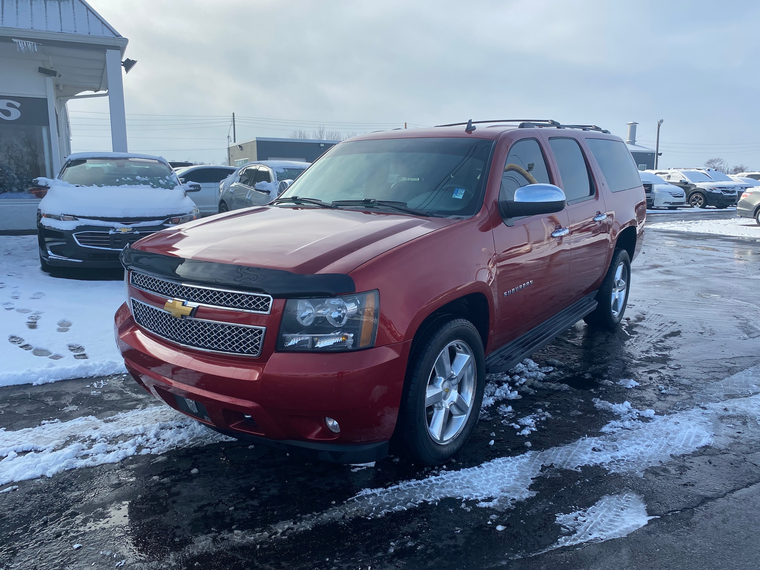 2013 Chevrolet Suburban LT's photo