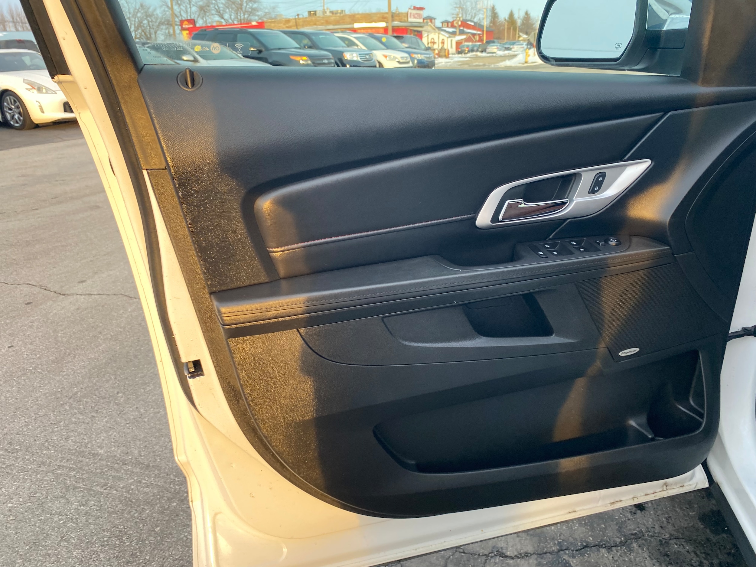 2017 GMC Terrain SLT - Photo 9