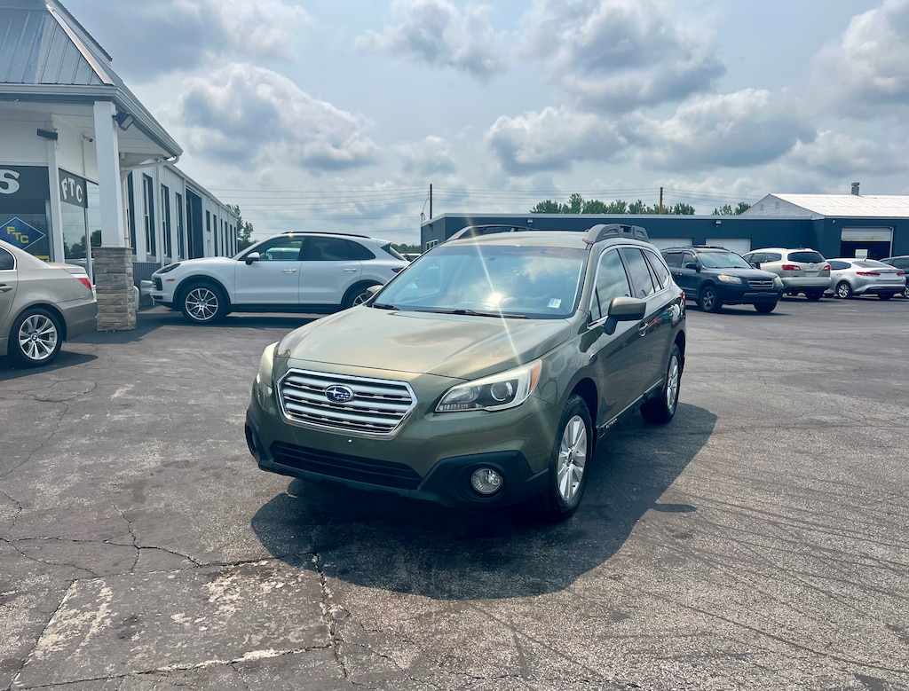 Used 2016 Subaru Outback 2.5i Premium (CVT) SUV