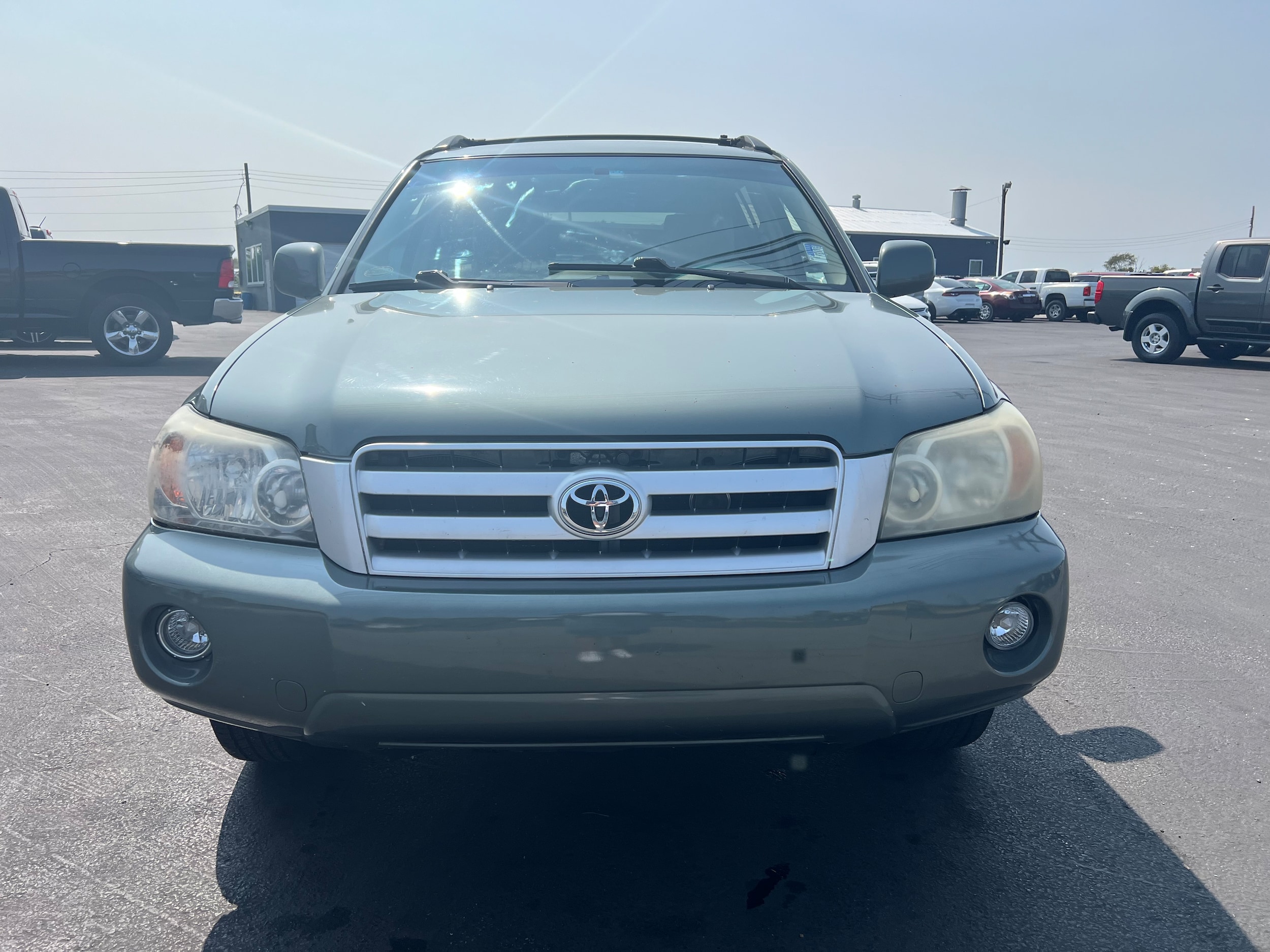 Used 2004 Toyota Highlander Base with VIN JTEGP21A340036229 for sale in Minneapolis, MN