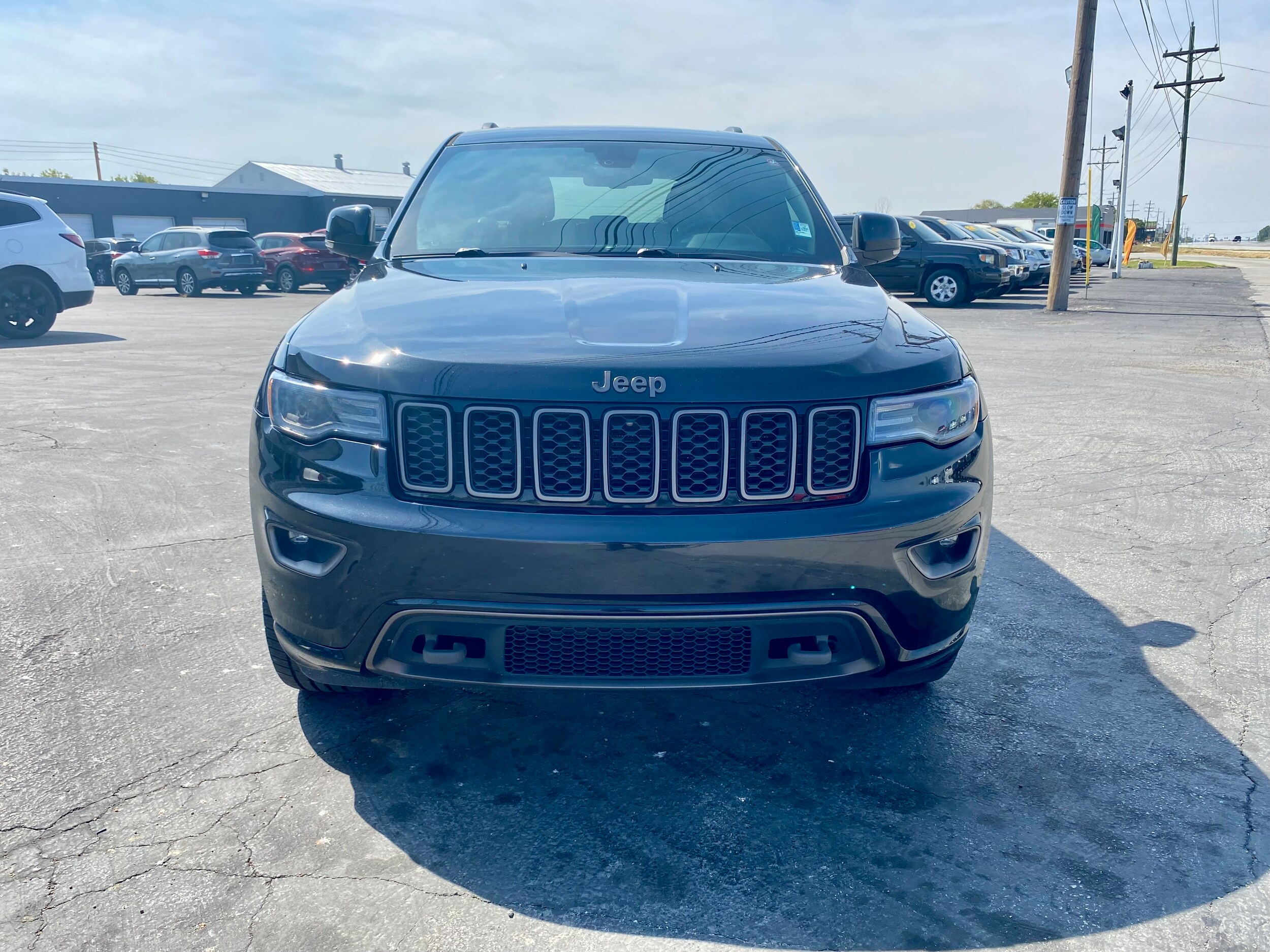 2016 Jeep Grand Cherokee Limited photo 2