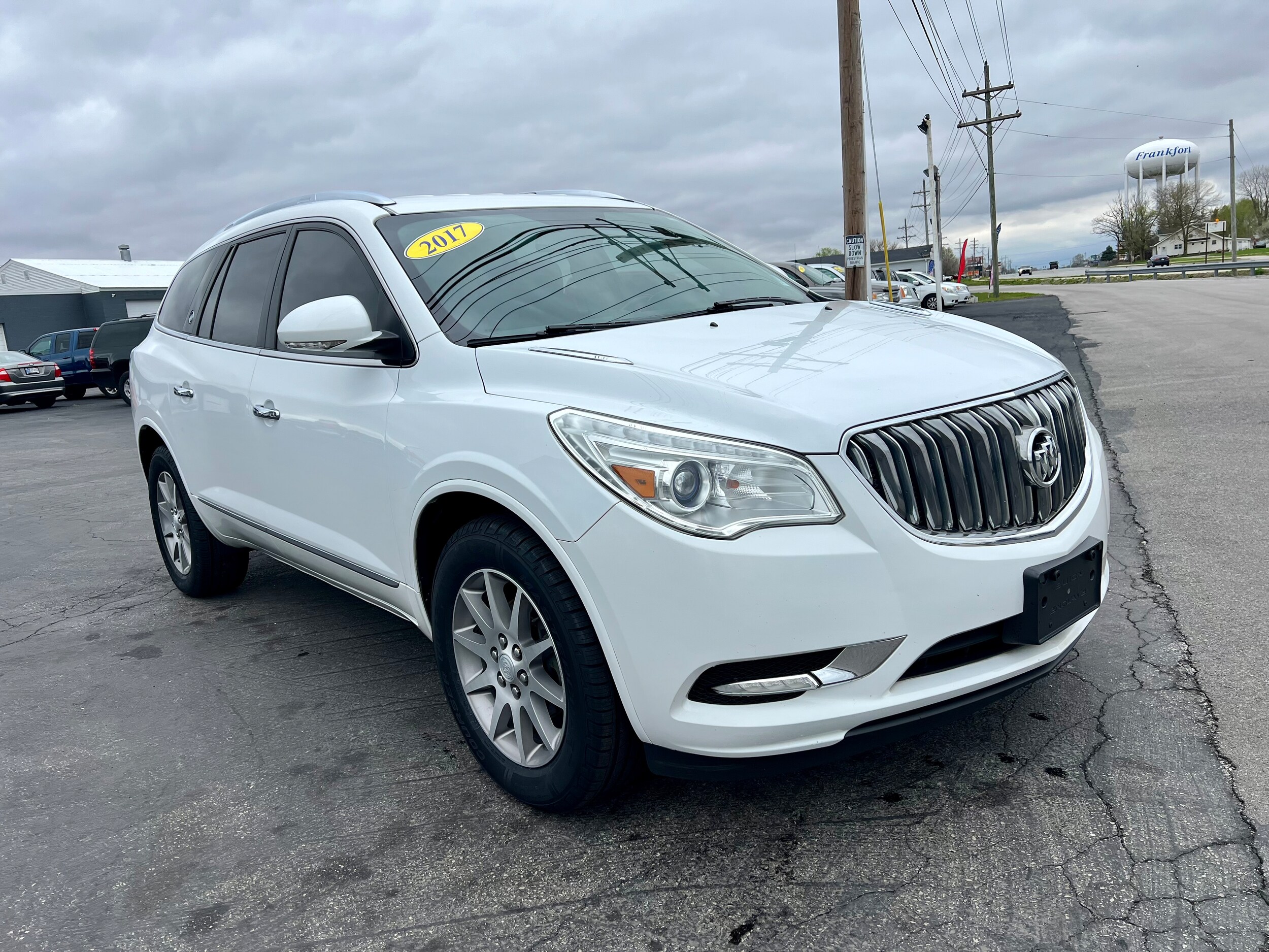 2017 Buick Enclave Leather photo 3