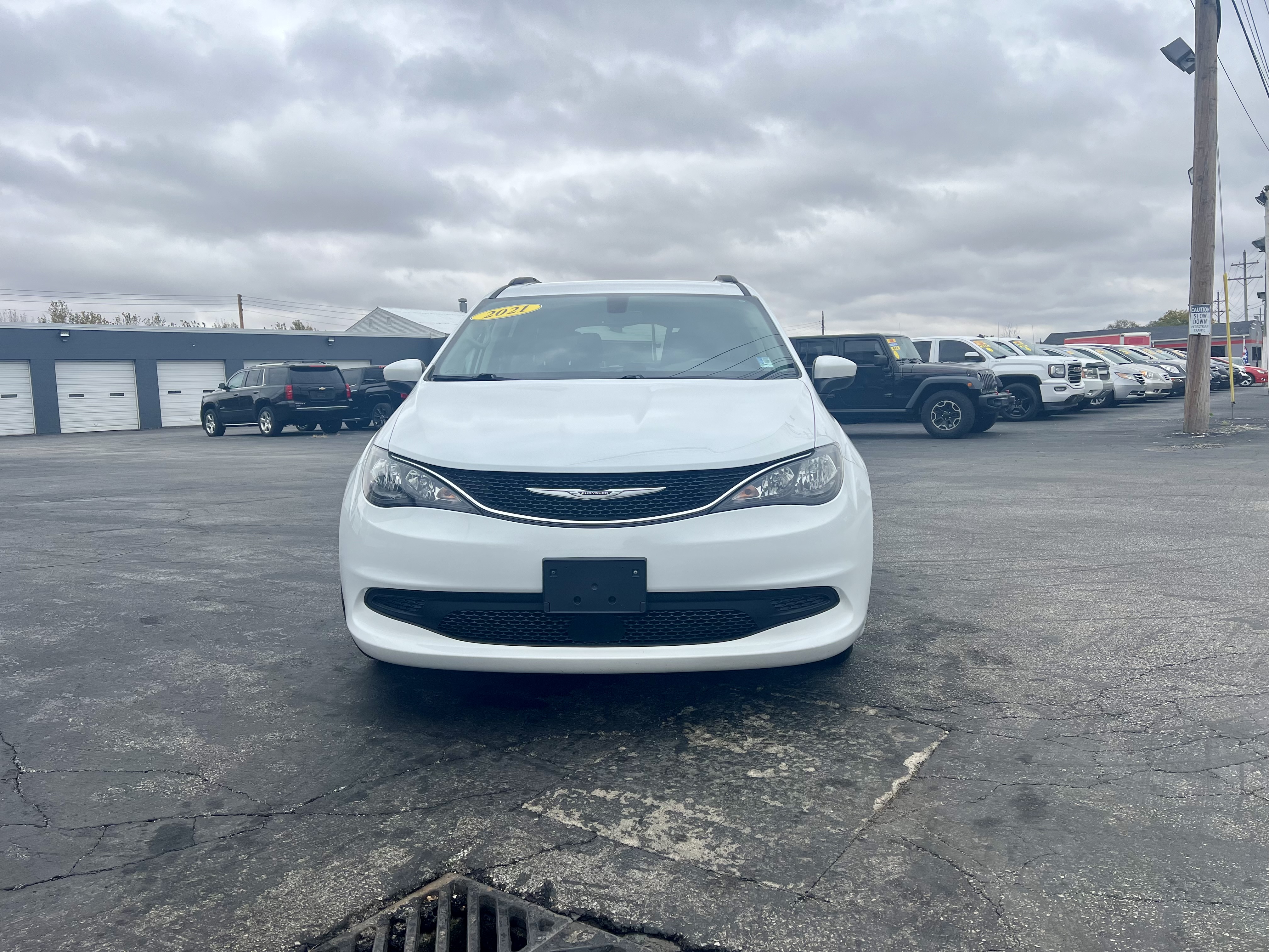 Used 2021 Chrysler Voyager LXI Van Passenger Van