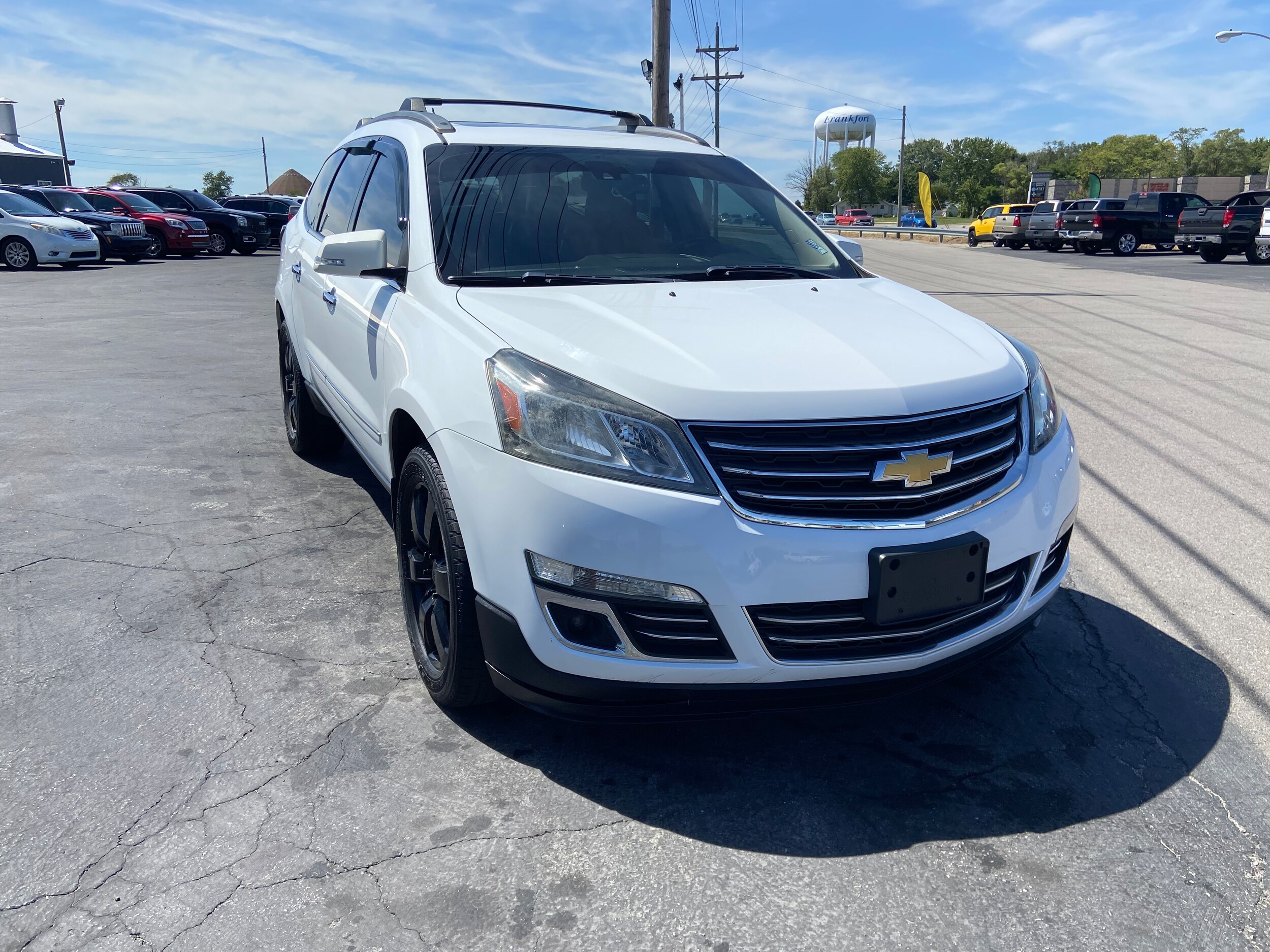 2016 Chevrolet Traverse LTZ photo 3