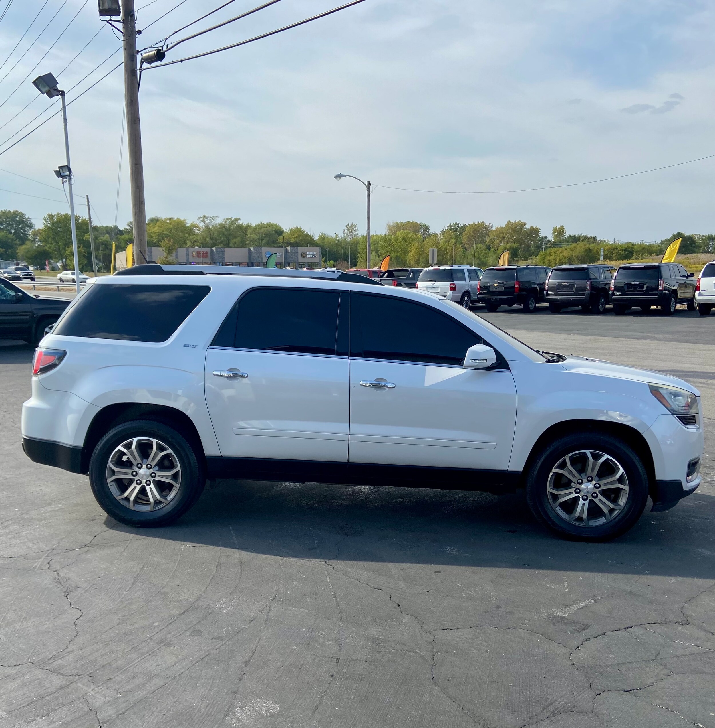 2016 Gmc Acadia SLT photo 3