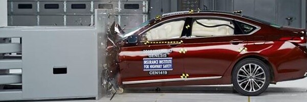 2015 Genesis IIHS Top Safety Pick.jpg