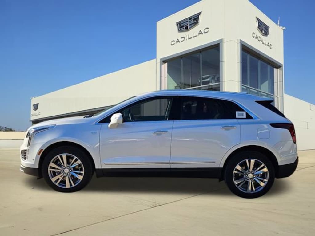 New 2025 CADILLAC XT5 Premium Luxury SUV