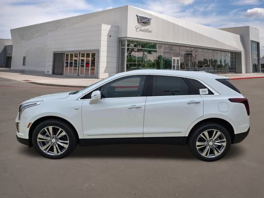 New 2025 CADILLAC XT5 Premium Luxury SUV